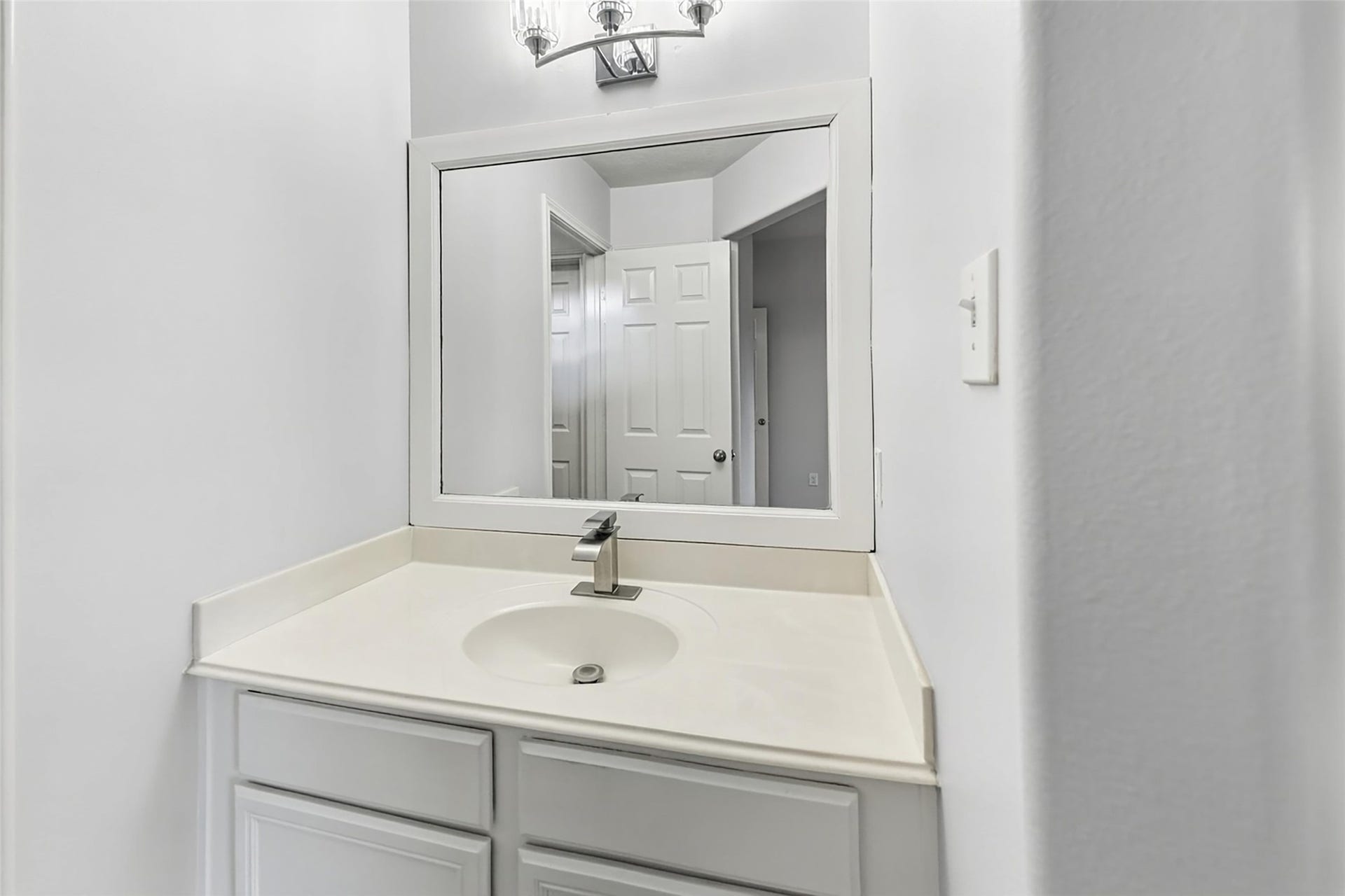 802 Glen Abbey Drive, Katy, TX 77494 802 Glen Abbey Drive, Katy, TX 77494