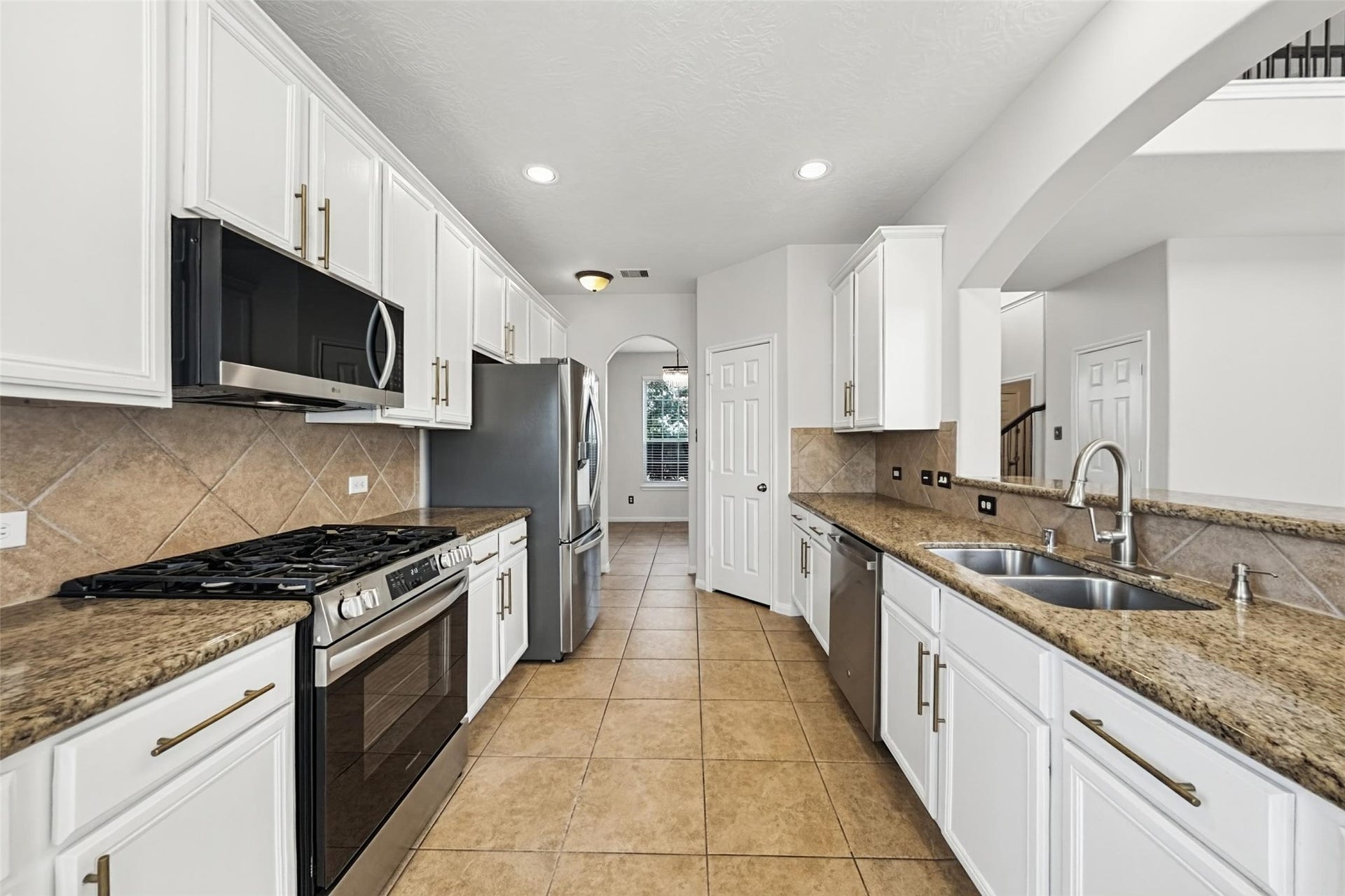 802 Glen Abbey Drive, Katy, TX 77494 802 Glen Abbey Drive, Katy, TX 77494