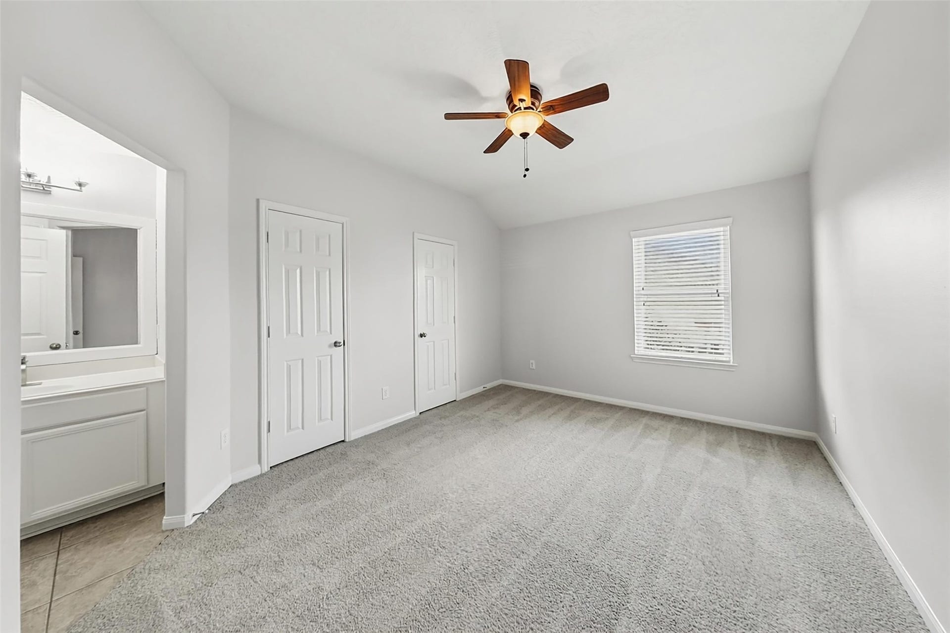 802 Glen Abbey Drive, Katy, TX 77494 802 Glen Abbey Drive, Katy, TX 77494