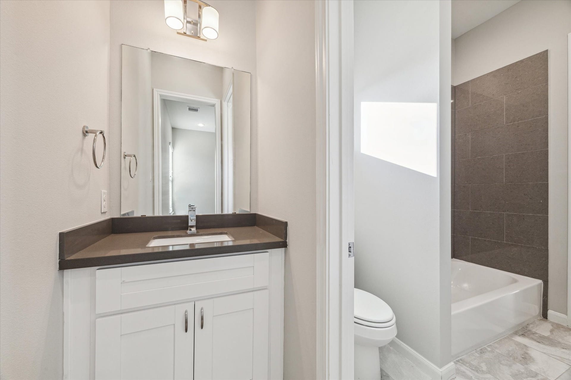 5610 Patrick Street, #A, Houston, TX 77076 Another view of the jack and jill bathroom