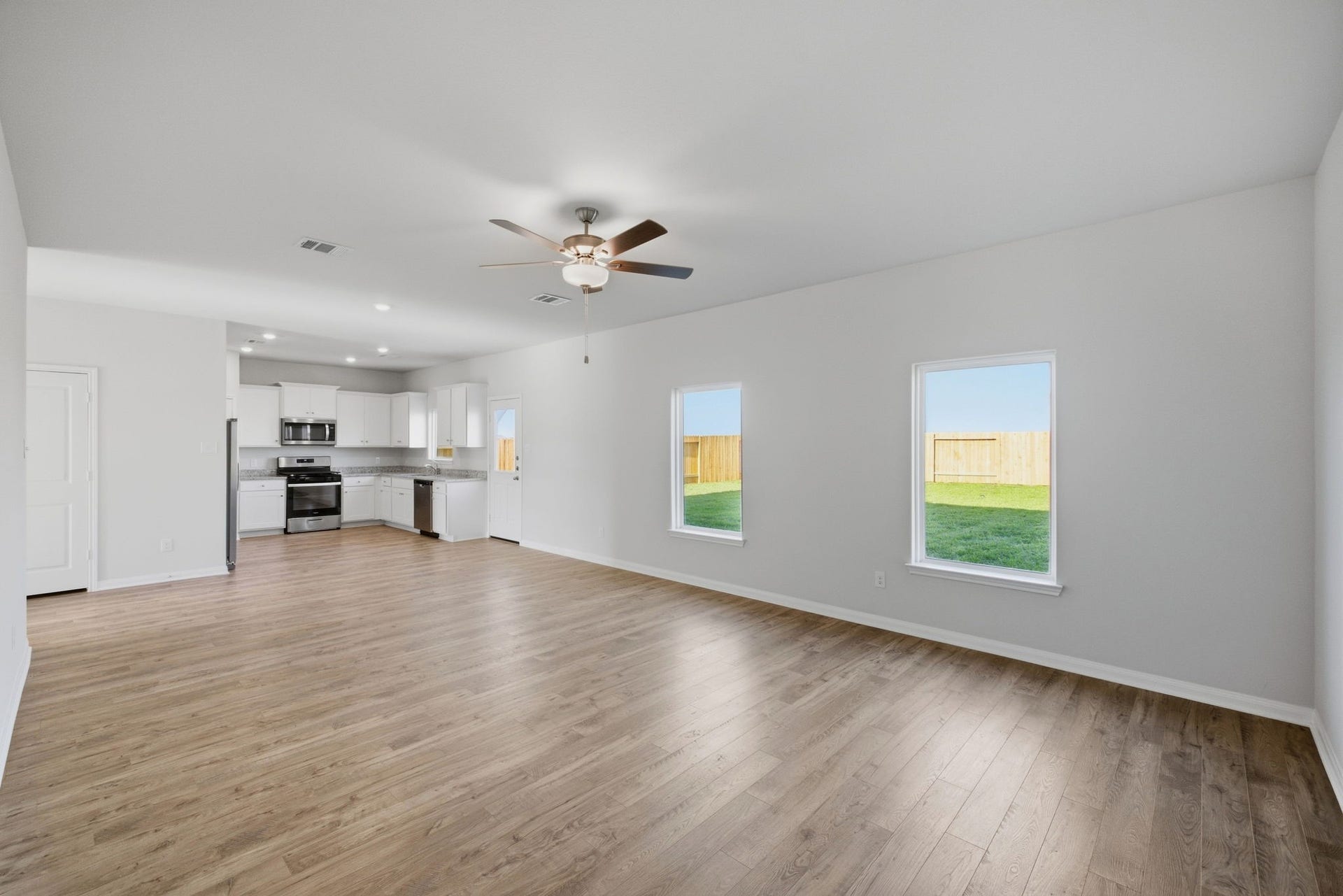 1617 Jean Meadow Drive, Rosenberg, TX 77471 1617 Jean Meadow Drive, Rosenberg, TX 77471