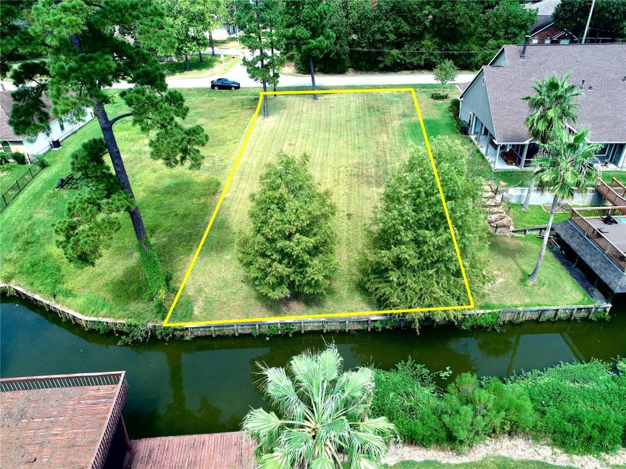 Property photo for 18226 Steele Point Drive, Crosby, TX