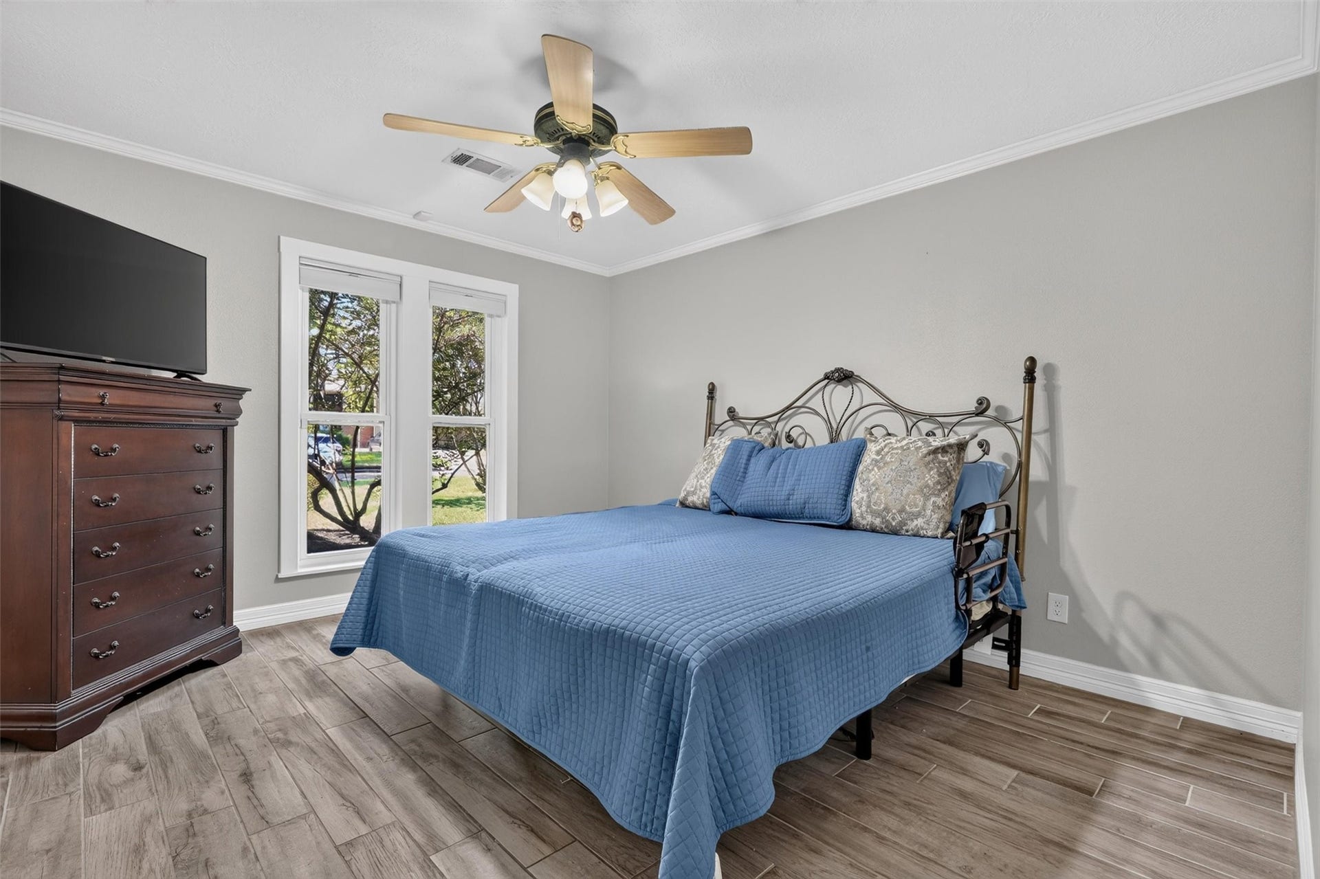Actual photo of bedroom downstairs