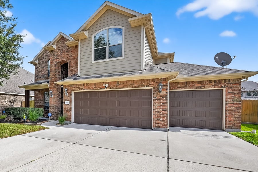Property photo for 2047 Brodie Lane, Conroe, TX