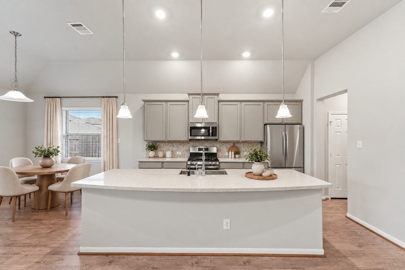 15303 Ordie Run Drive, Humble, TX 77346 Virtually Staged