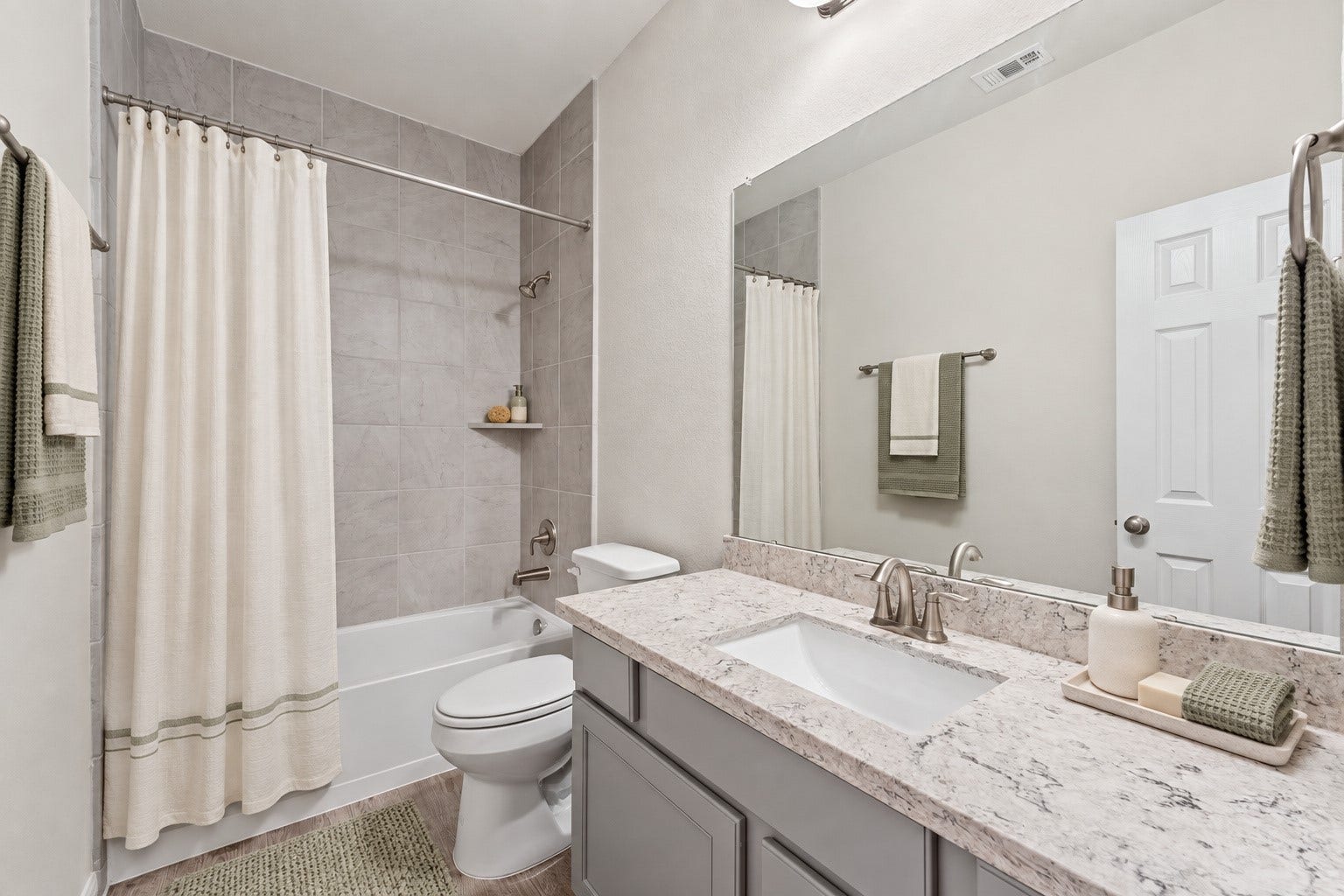 15303 Ordie Run Drive, Humble, TX 77346 Virtually Staged