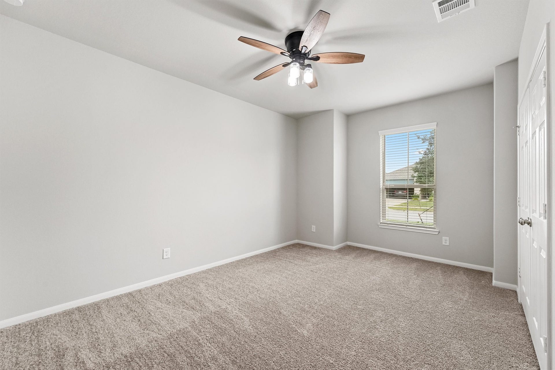 15303 Ordie Run Drive, Humble, TX 77346 15303 Ordie Run Drive, Humble, TX 77346