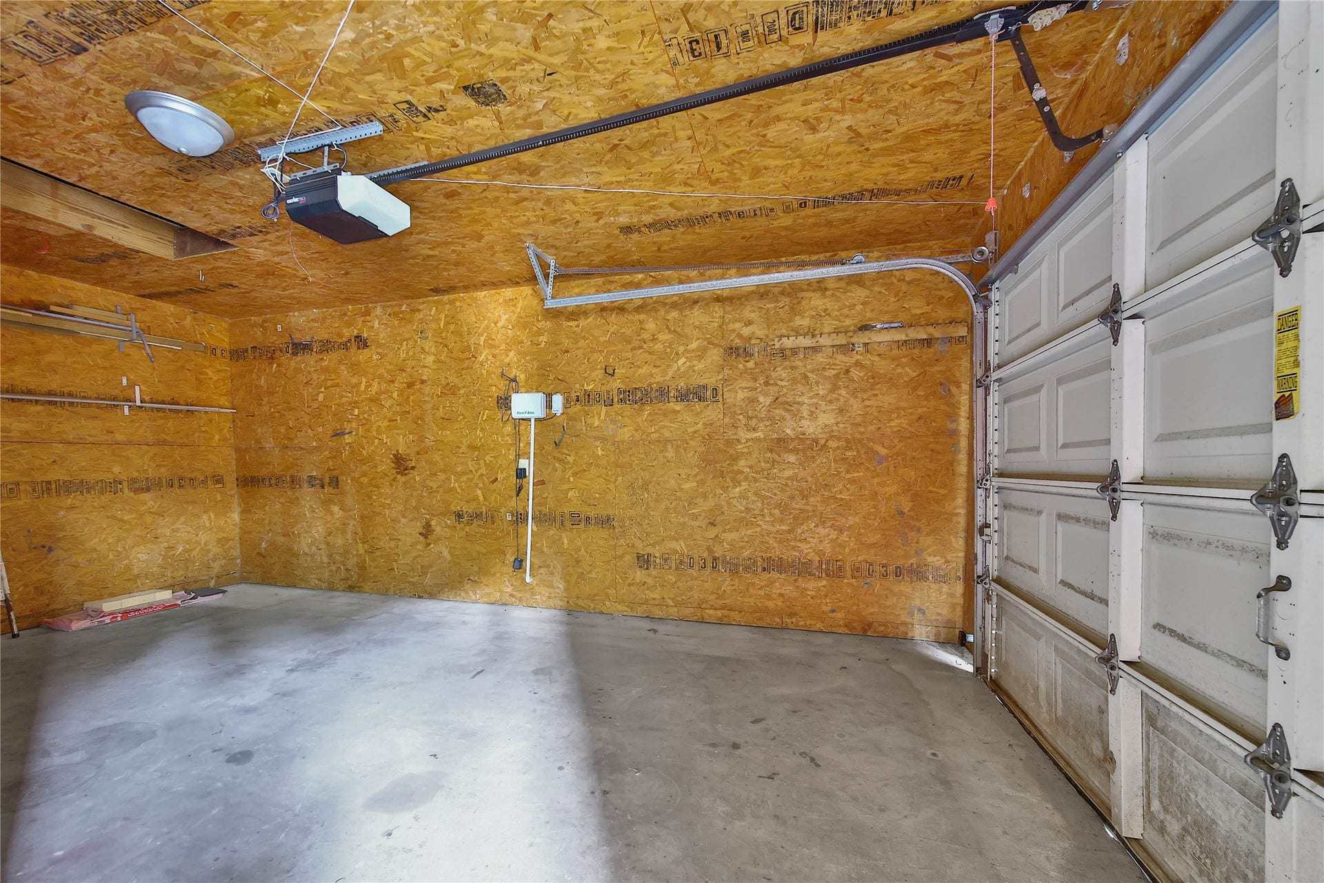 1125 W Stroker Road, #1125, Crosby, TX 77532 Separate detached garage.
