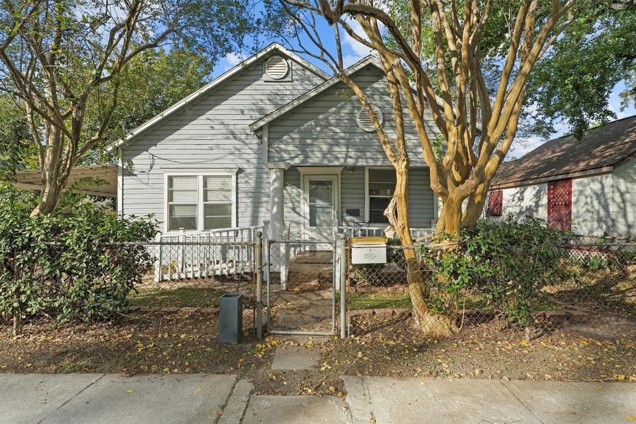Property photo for 4029 Lucille Street, Houston, TX