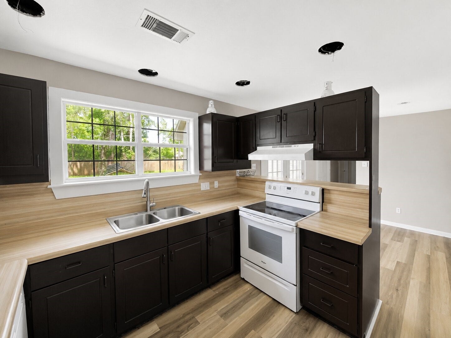 3367 Prairie Drive, Dickinson, TX 77539 3367 Prairie Drive, Dickinson, TX 77539