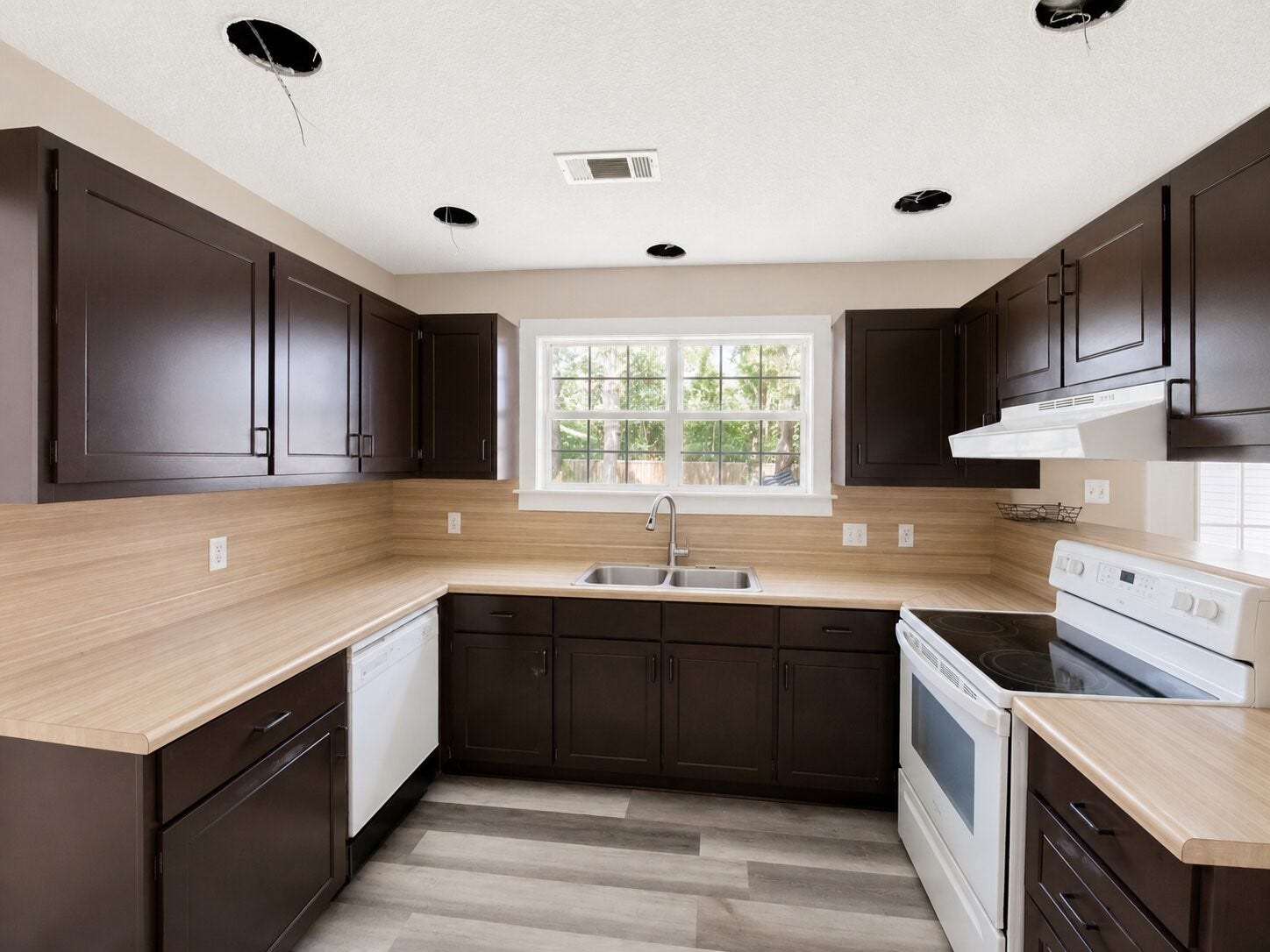 3367 Prairie Drive, Dickinson, TX 77539 3367 Prairie Drive, Dickinson, TX 77539