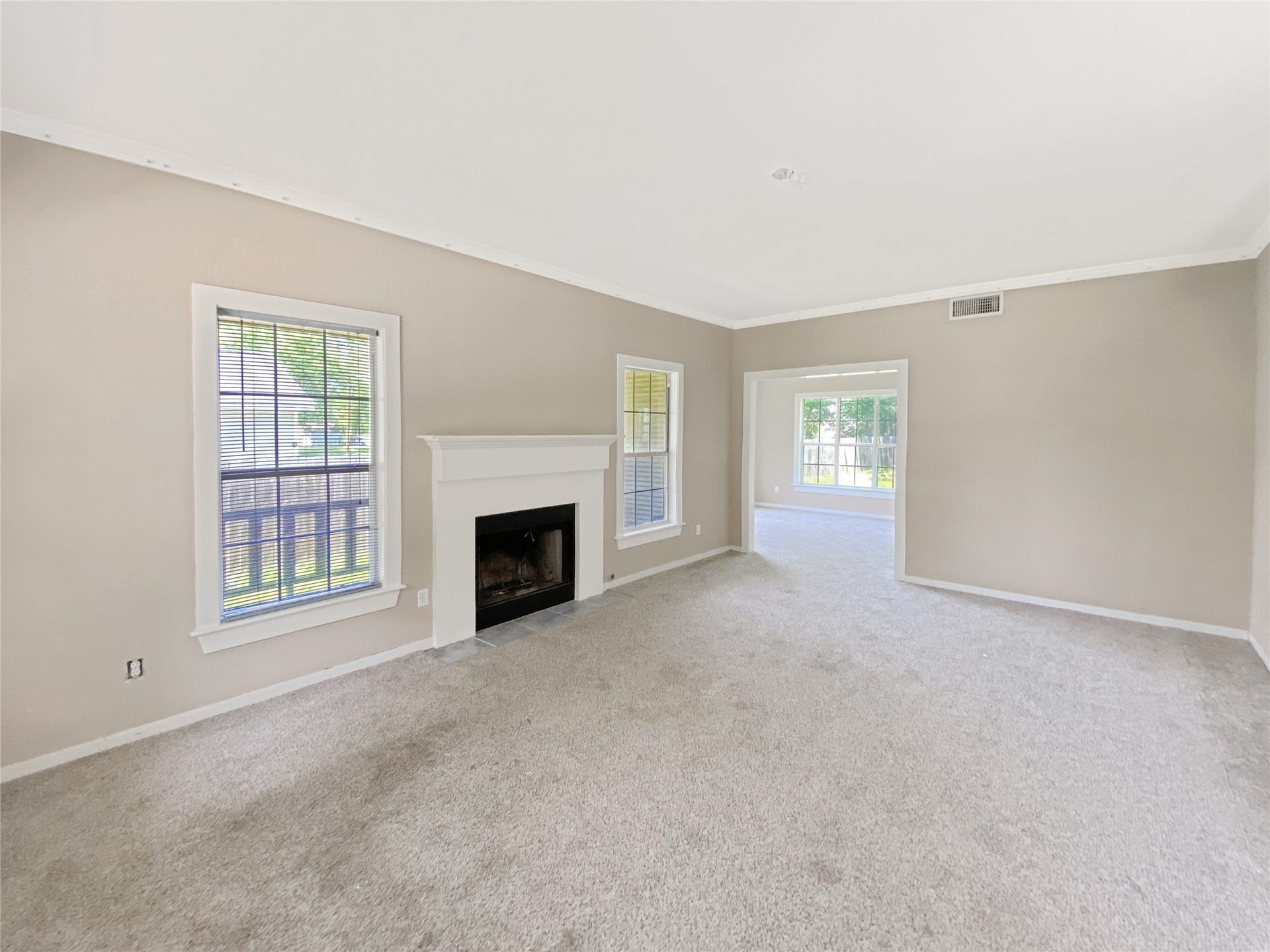 3367 Prairie Drive, Dickinson, TX 77539 3367 Prairie Drive, Dickinson, TX 77539