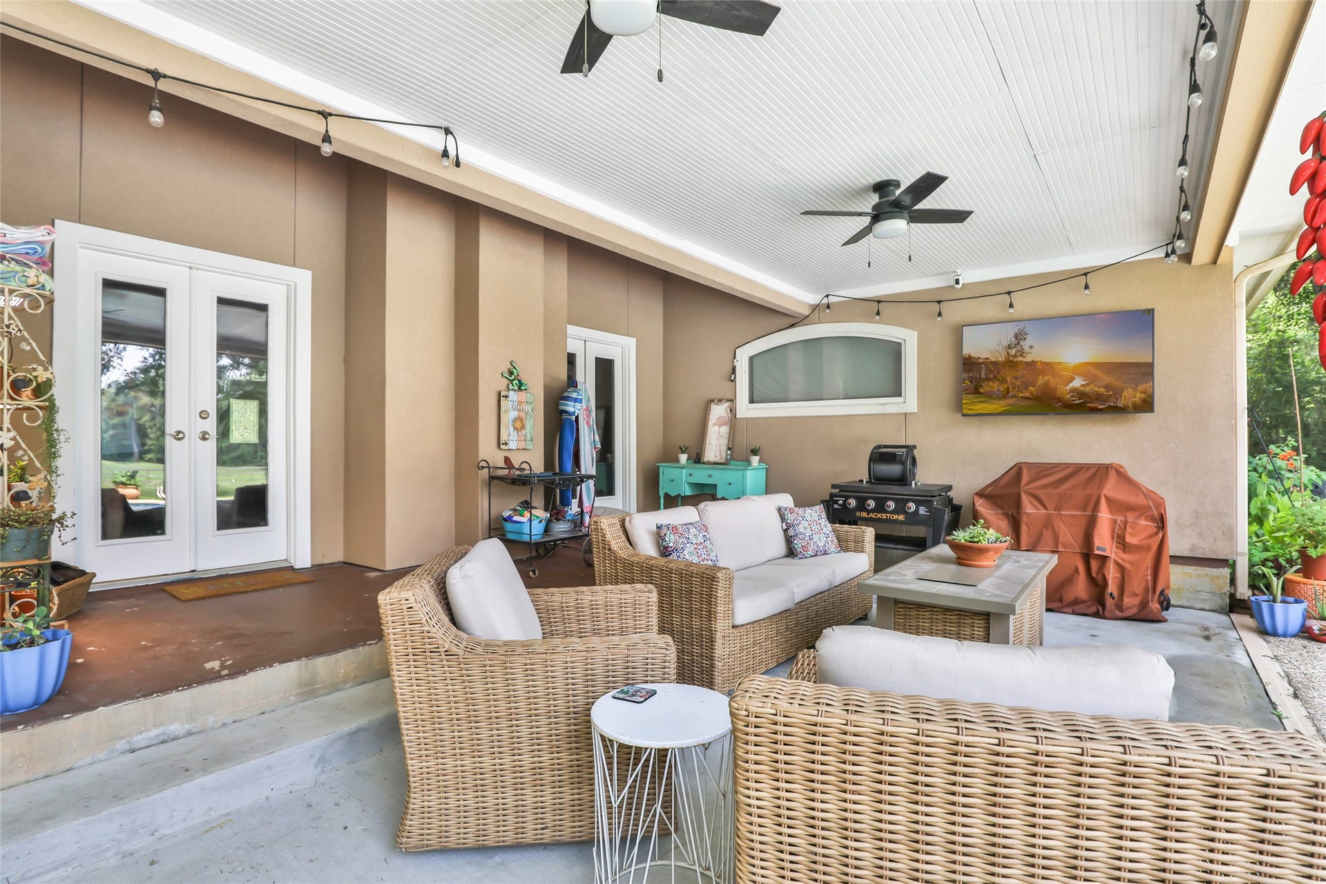 17207 Horseshoe Way, New Caney, TX 77357 17207 Horseshoe Way, New Caney, TX 77357