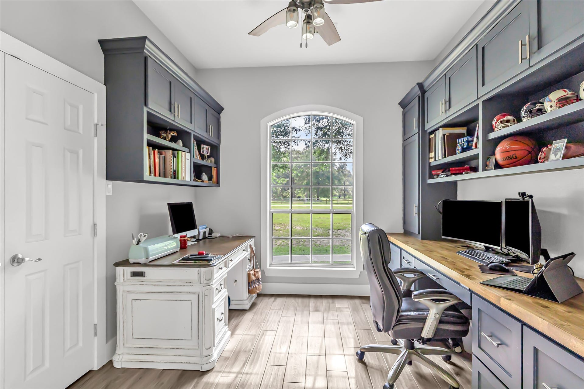 17207 Horseshoe Way, New Caney, TX 77357 17207 Horseshoe Way, New Caney, TX 77357