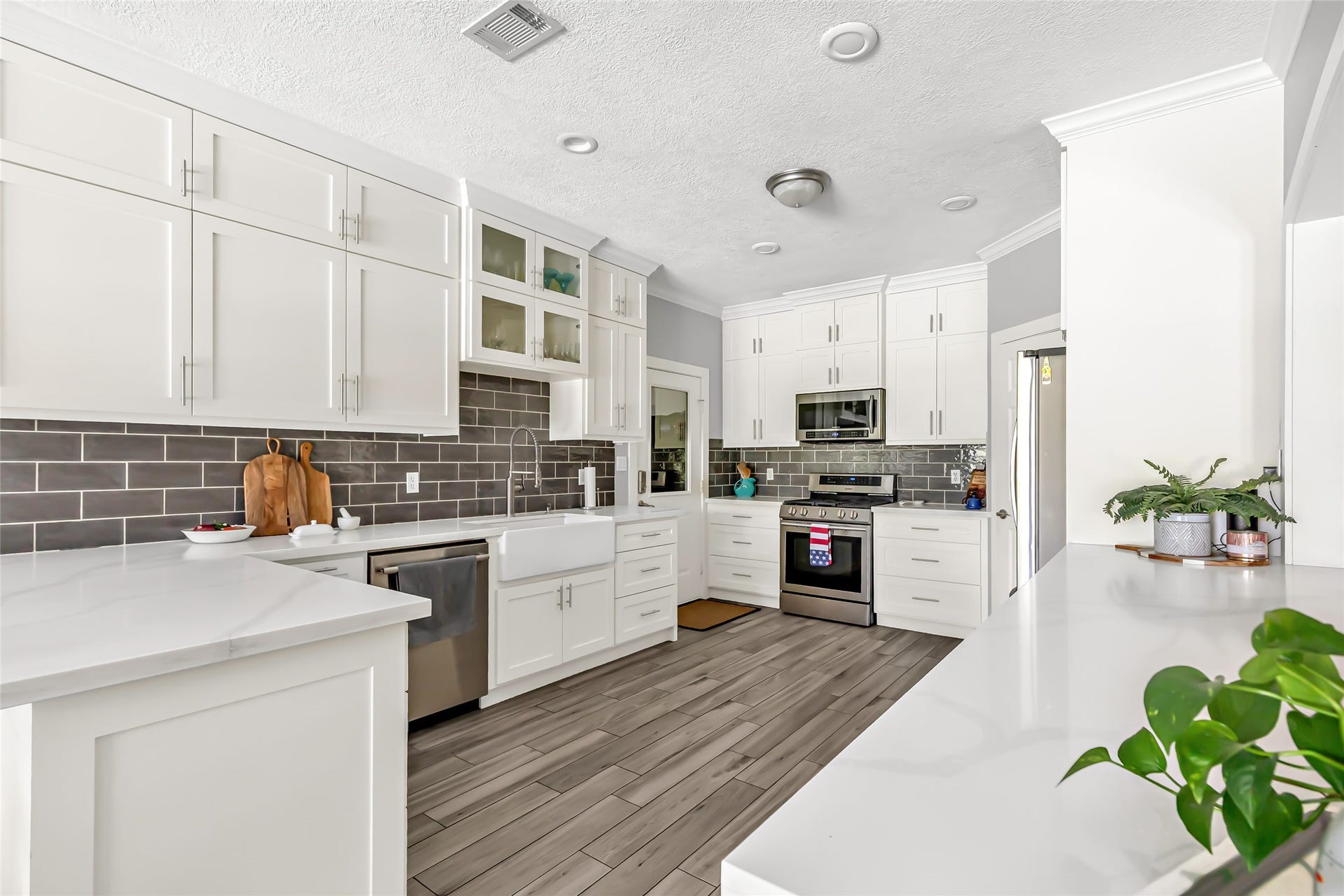 17207 Horseshoe Way, New Caney, TX 77357 17207 Horseshoe Way, New Caney, TX 77357