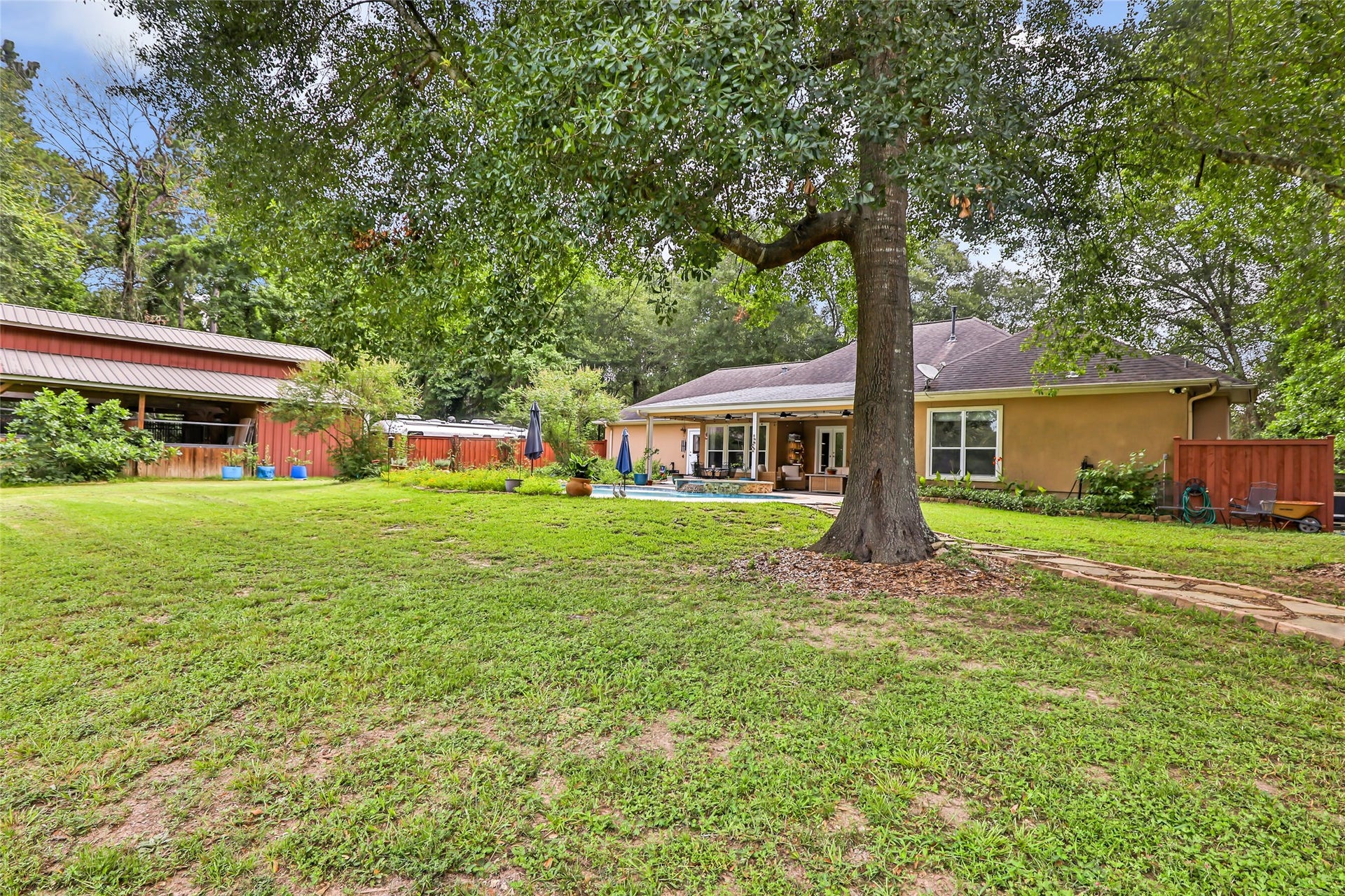 17207 Horseshoe Way, New Caney, TX 77357 17207 Horseshoe Way, New Caney, TX 77357