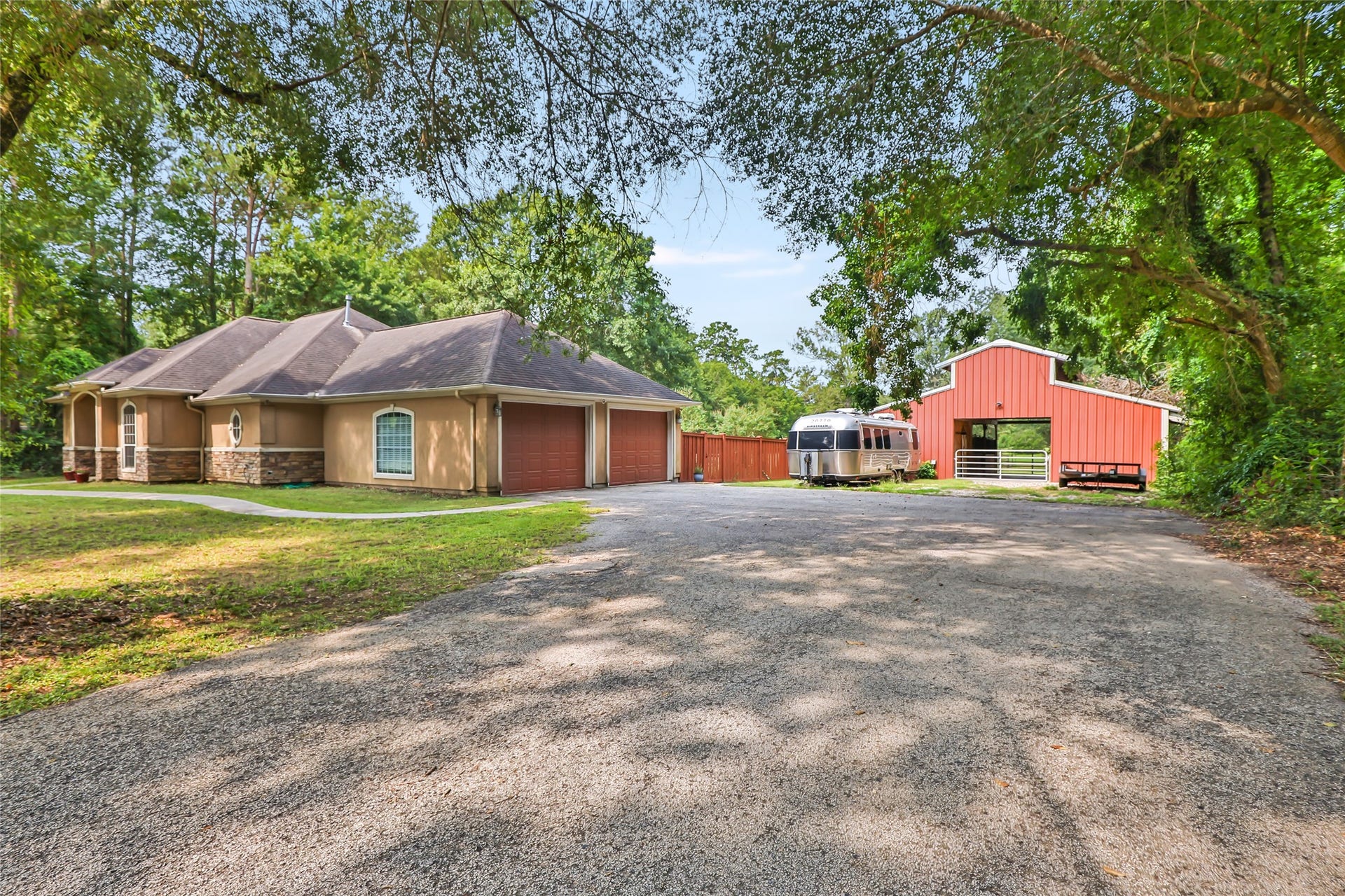 17207 Horseshoe Way, New Caney, TX 77357 17207 Horseshoe Way, New Caney, TX 77357