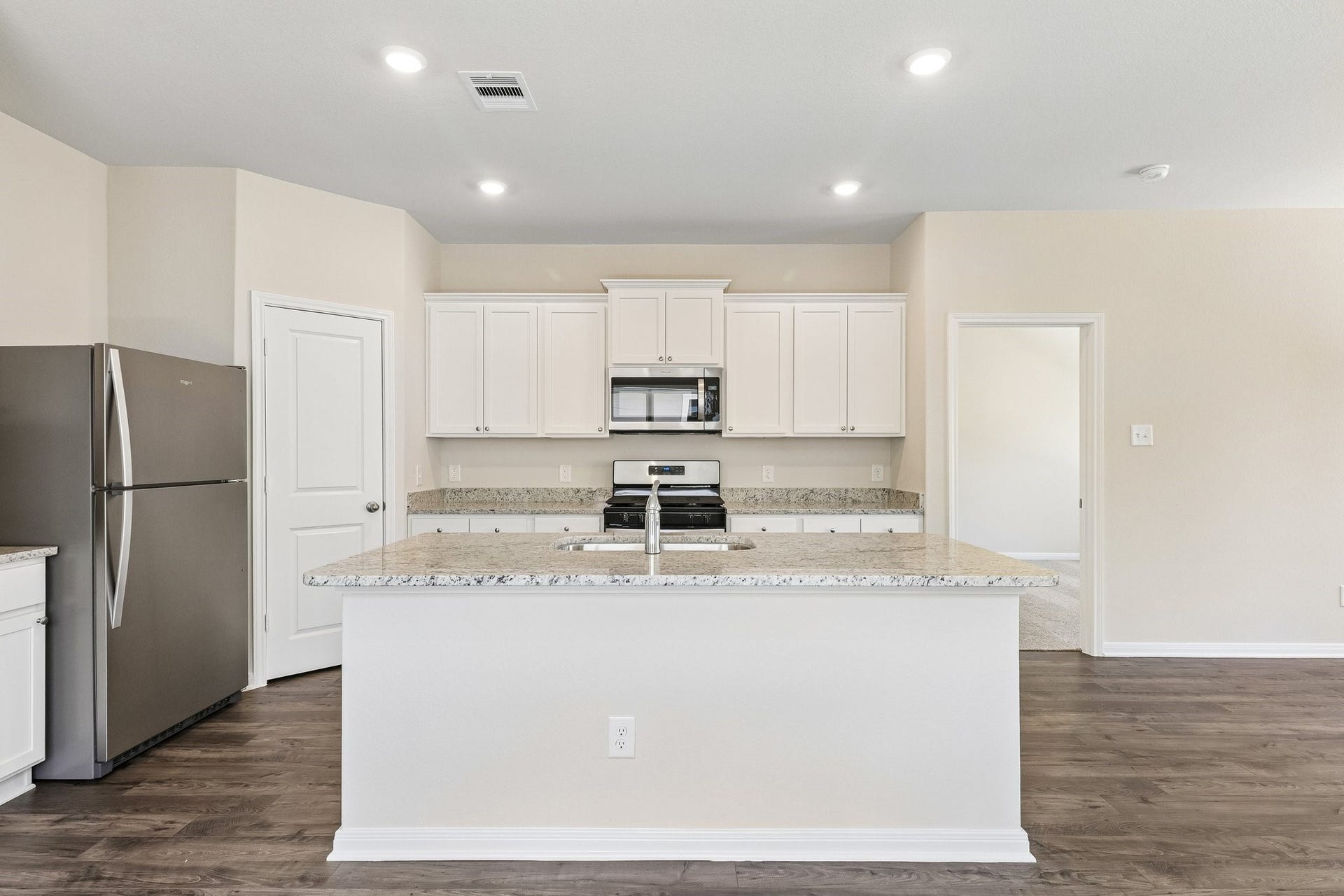 5910 Peony Place, Magnolia, TX 77354 5910 Peony Place, Magnolia, TX 77354