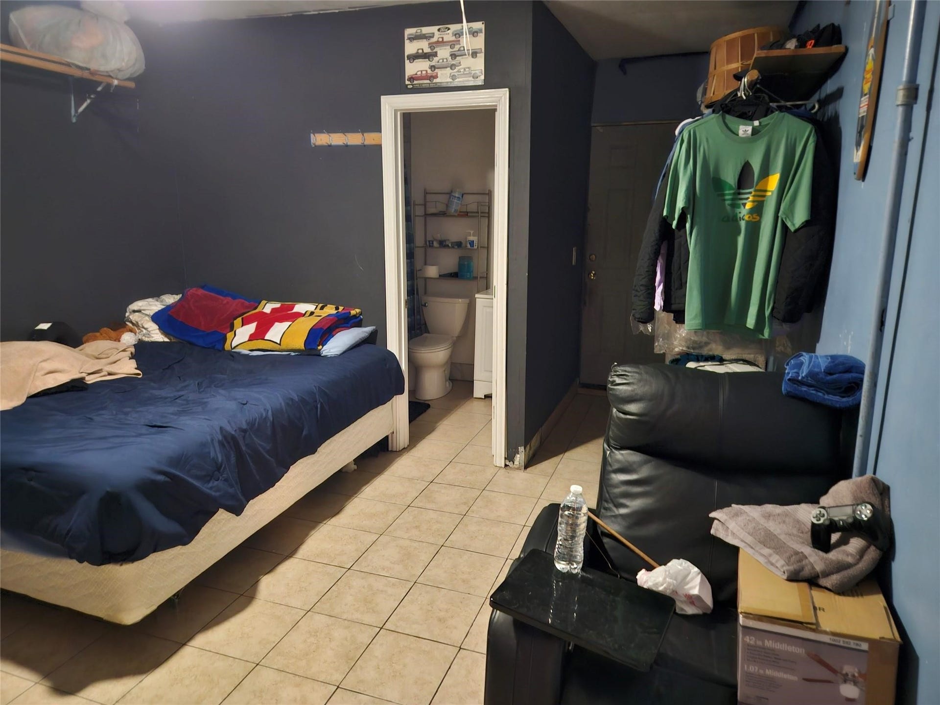 121 Norview Drive, Houston, TX 77022 121 Norview Drive, Houston, TX 77022