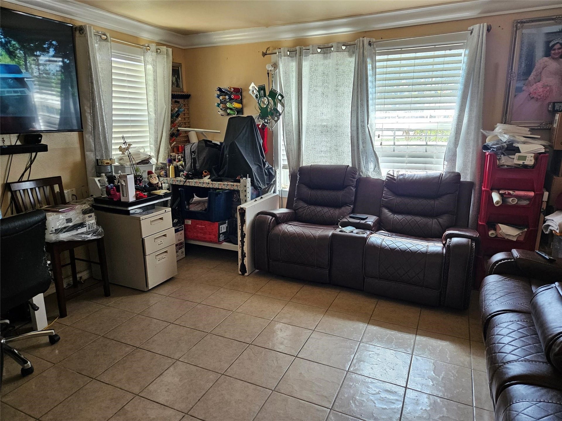 121 Norview Drive, Houston, TX 77022 121 Norview Drive, Houston, TX 77022