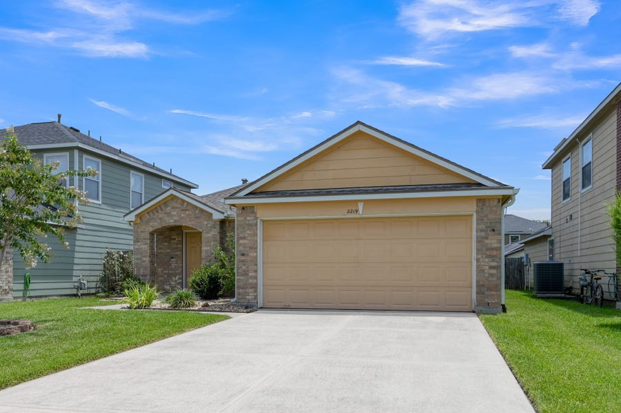 Property photo for 2219 Cold River Drive, Humble, TX