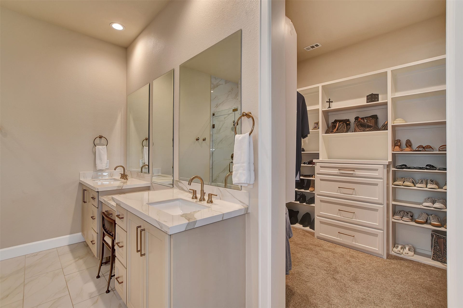 1746 Spring View, Friendswood, TX 77546 1746 Spring View, Friendswood, TX 77546