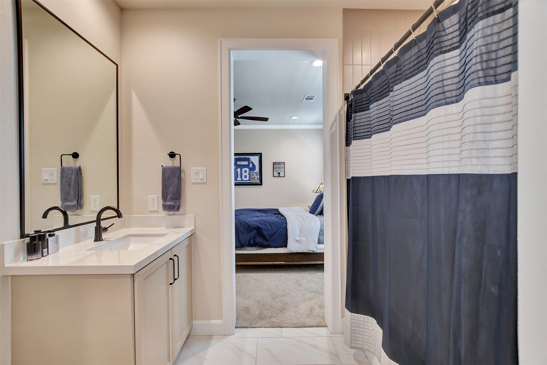 1746 Spring View, Friendswood, TX 77546 1746 Spring View, Friendswood, TX 77546