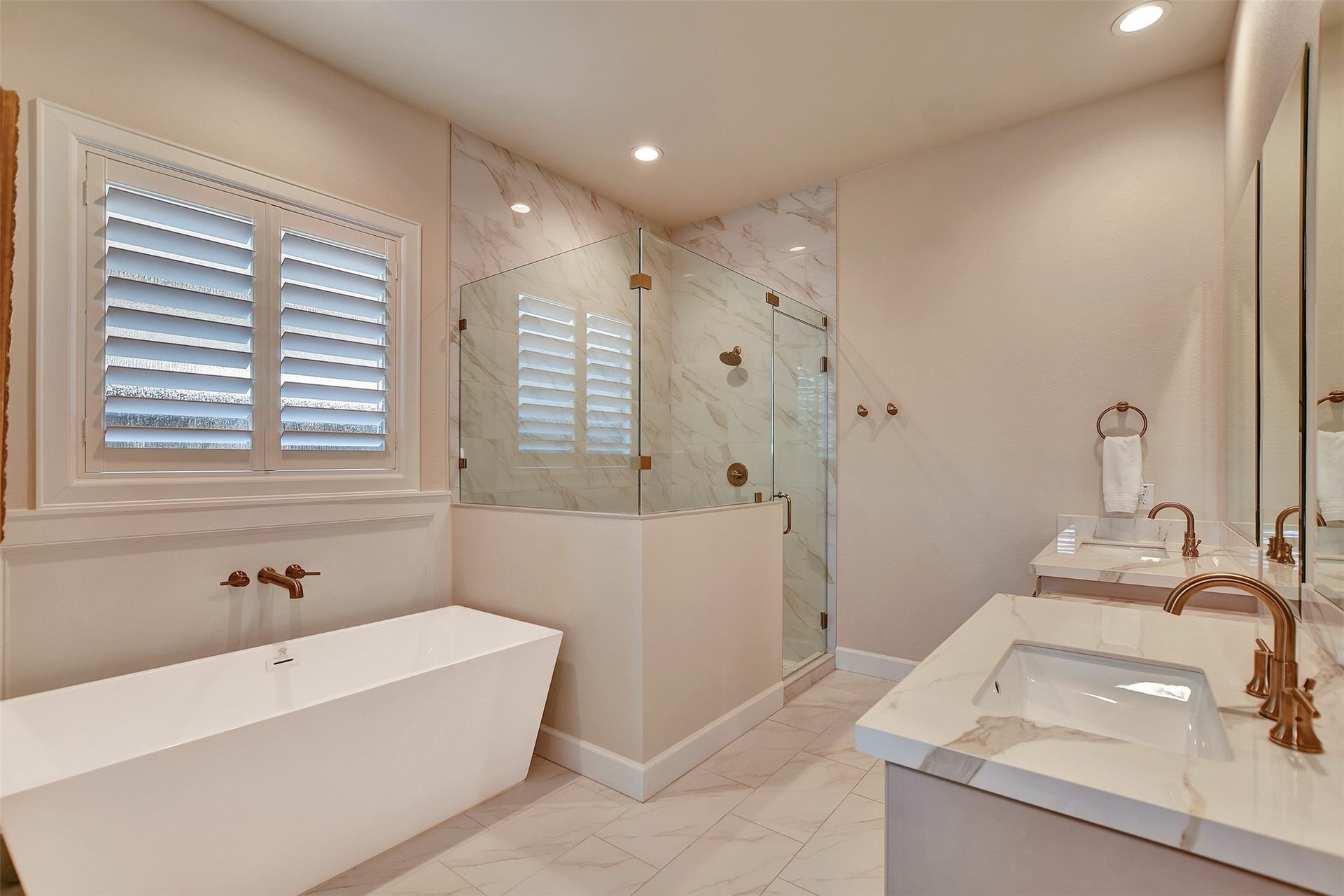 1746 Spring View, Friendswood, TX 77546 1746 Spring View, Friendswood, TX 77546