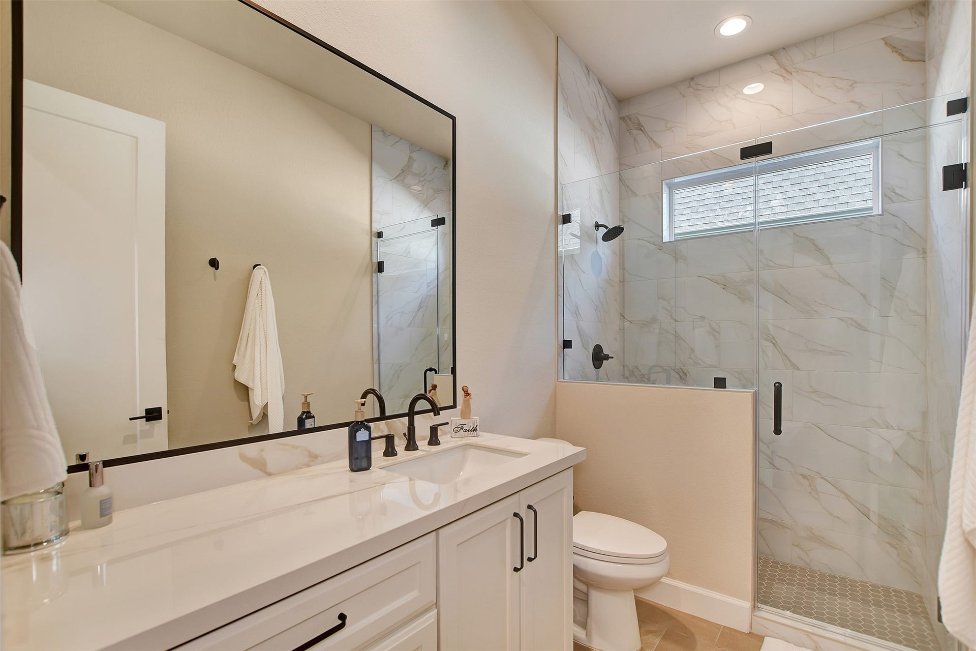 1746 Spring View, Friendswood, TX 77546 1746 Spring View, Friendswood, TX 77546