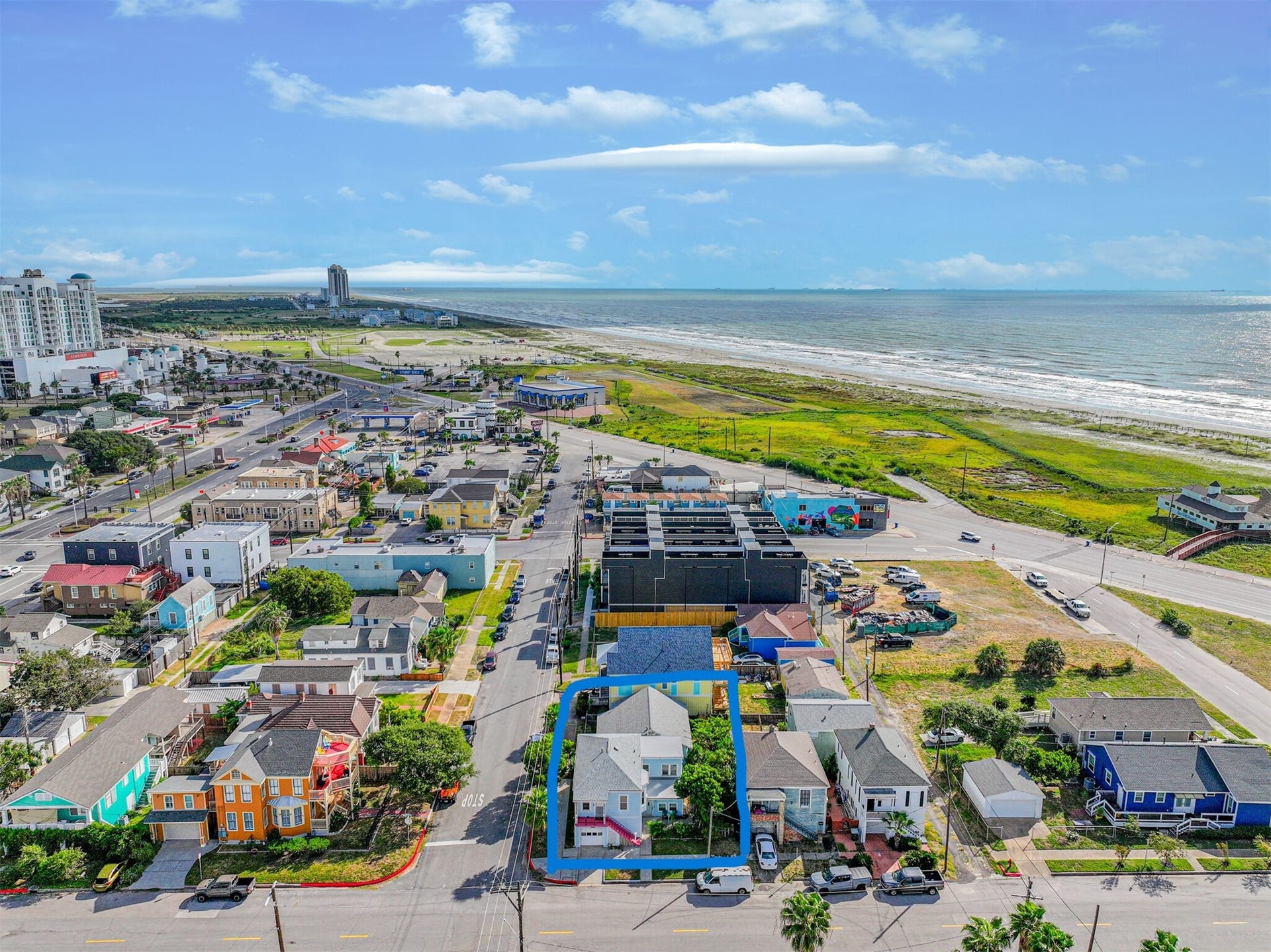 1102 9th Street, Galveston, TX 77550 1102 9th Street, Galveston, TX 77550