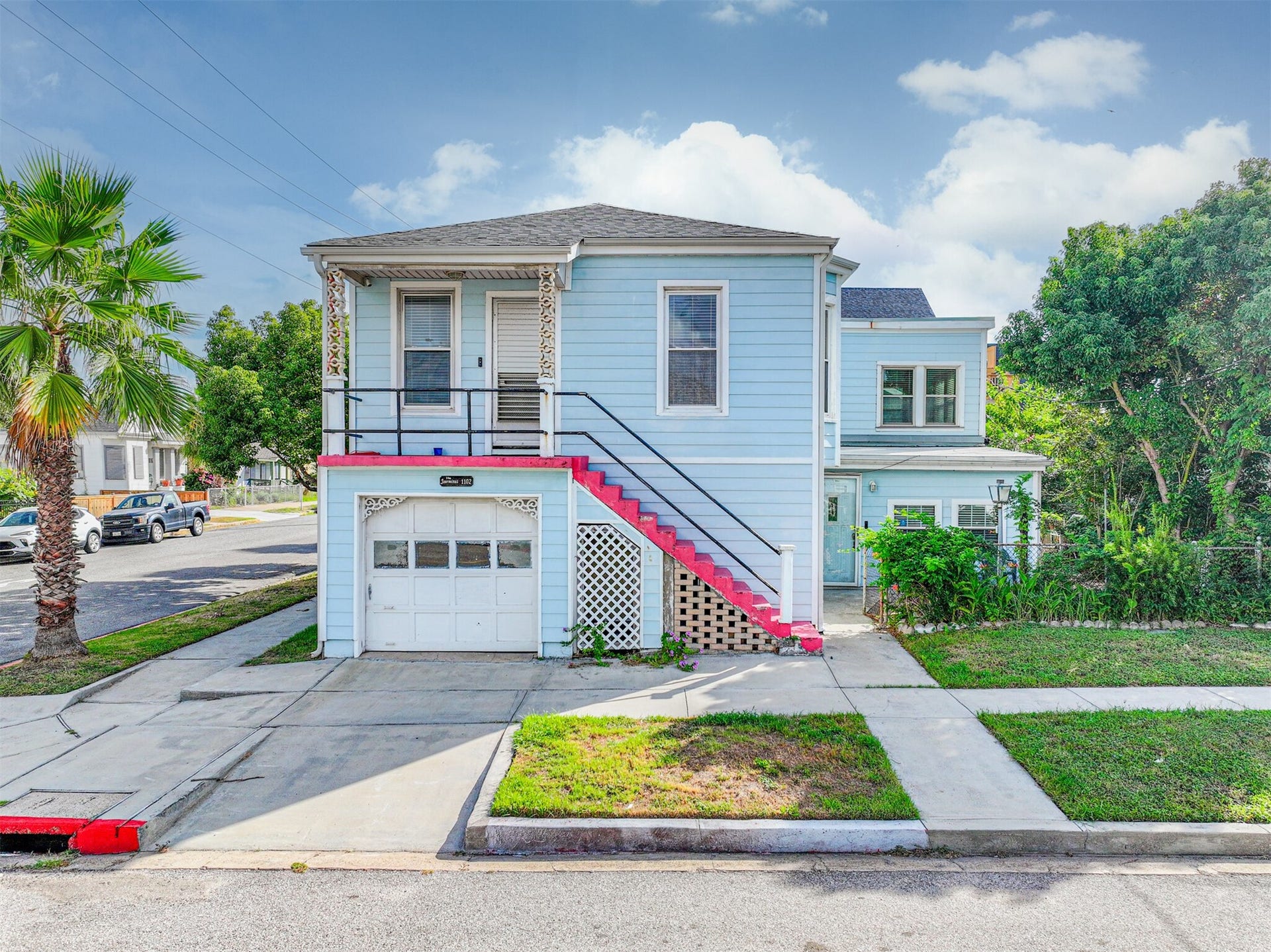 1102 9th Street, Galveston, TX 77550 1102 9th Street, Galveston, TX 77550