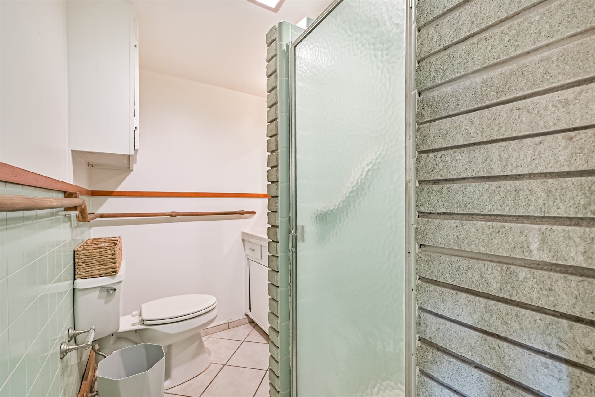 1102 9th Street, Galveston, TX 77550 1102 9th Street, Galveston, TX 77550