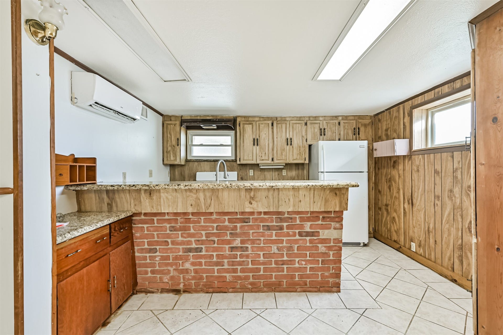 1102 9th Street, Galveston, TX 77550 1102 9th Street, Galveston, TX 77550