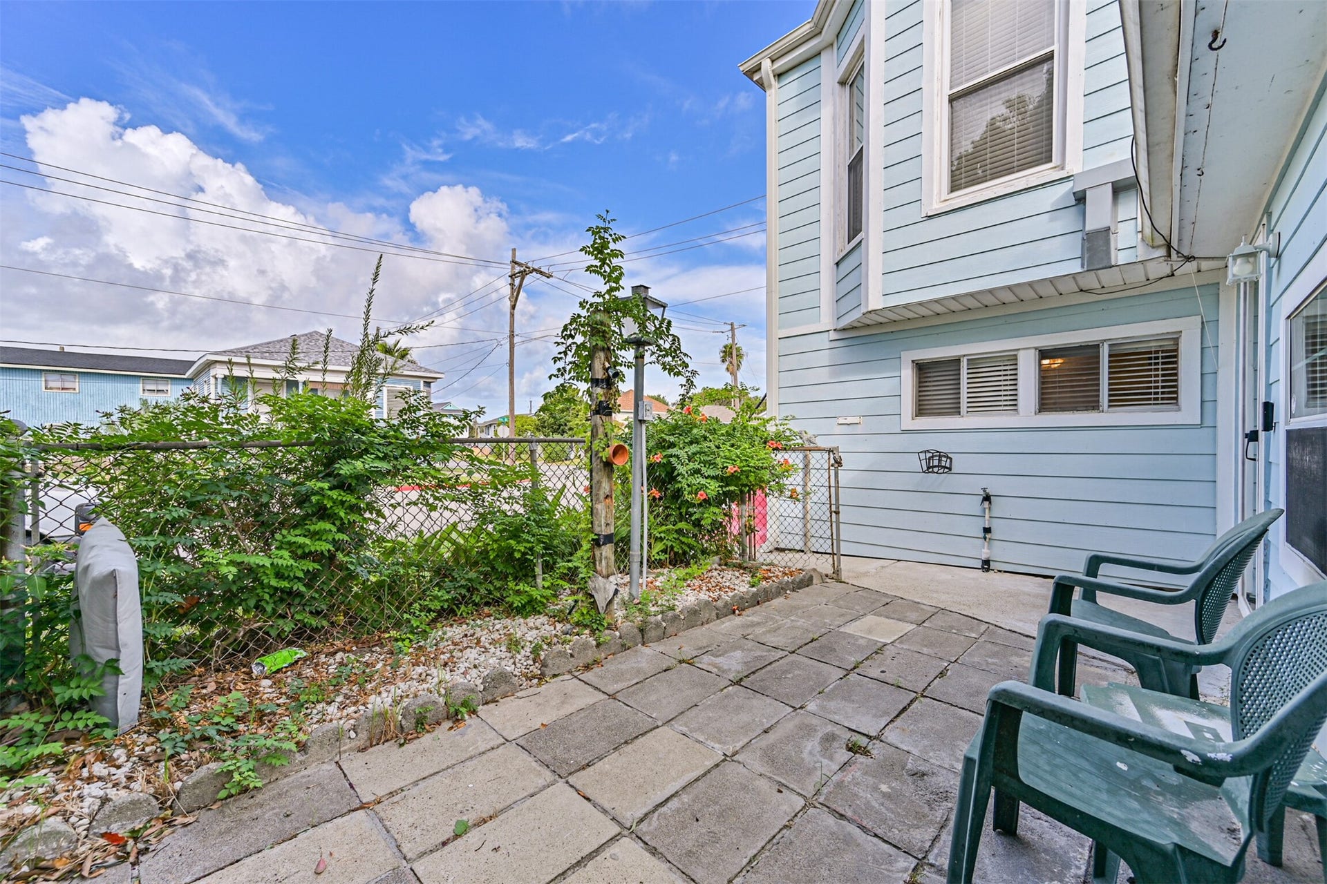 1102 9th Street, Galveston, TX 77550 1102 9th Street, Galveston, TX 77550