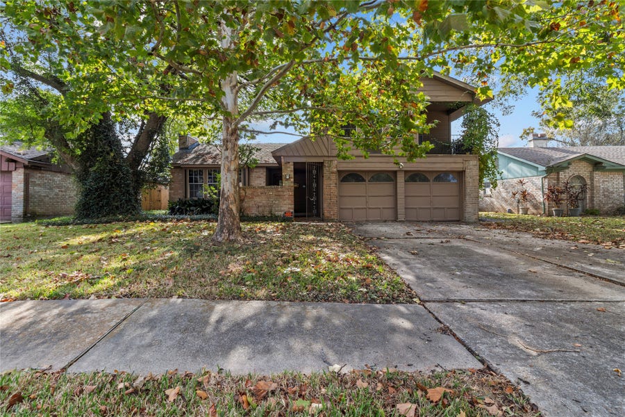 Property photo for 10702 Sagewillow Lane, Houston, TX
