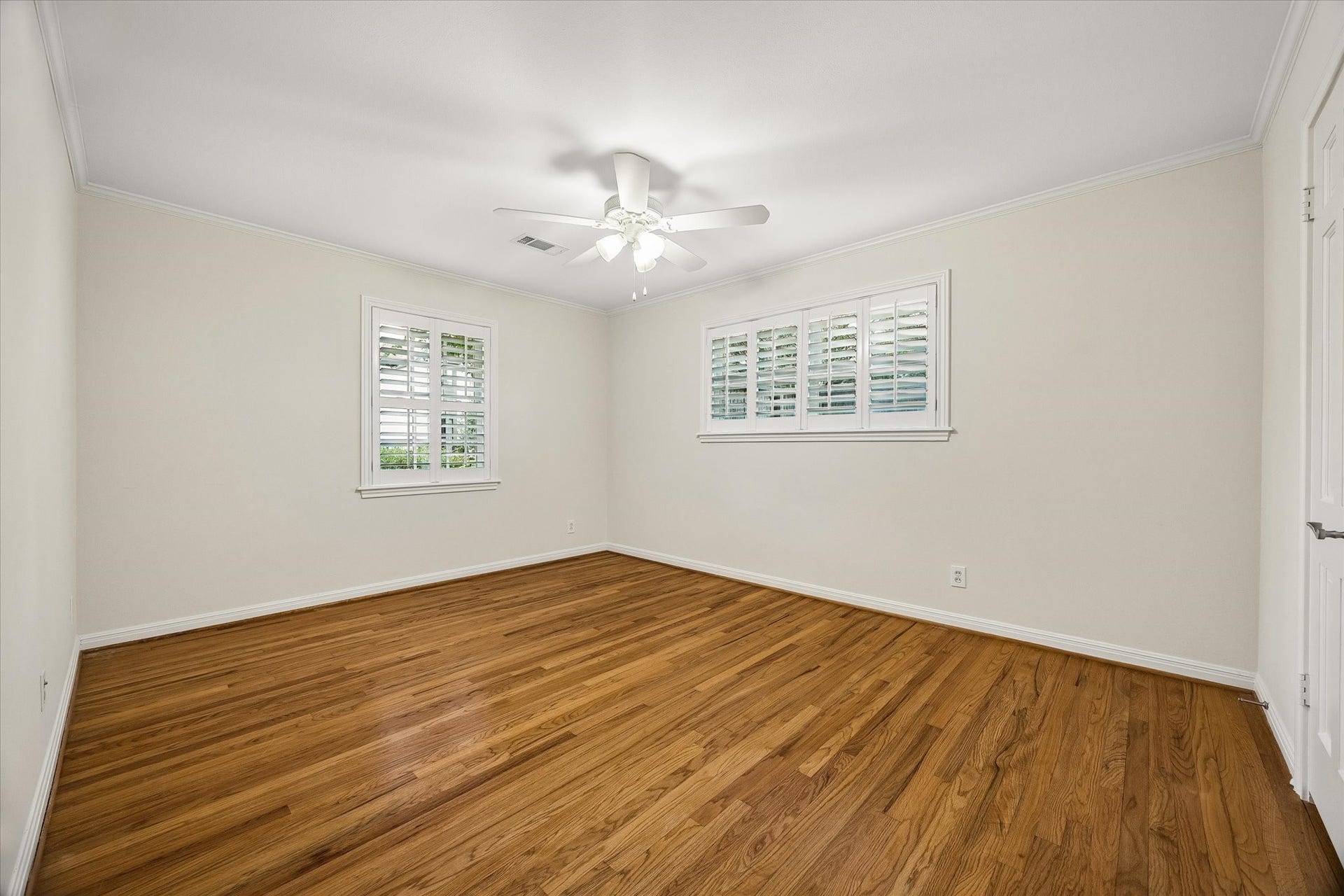 6235 Sugar Hill Drive, Houston, TX 77057 6235 Sugar Hill Drive, Houston, TX 77057