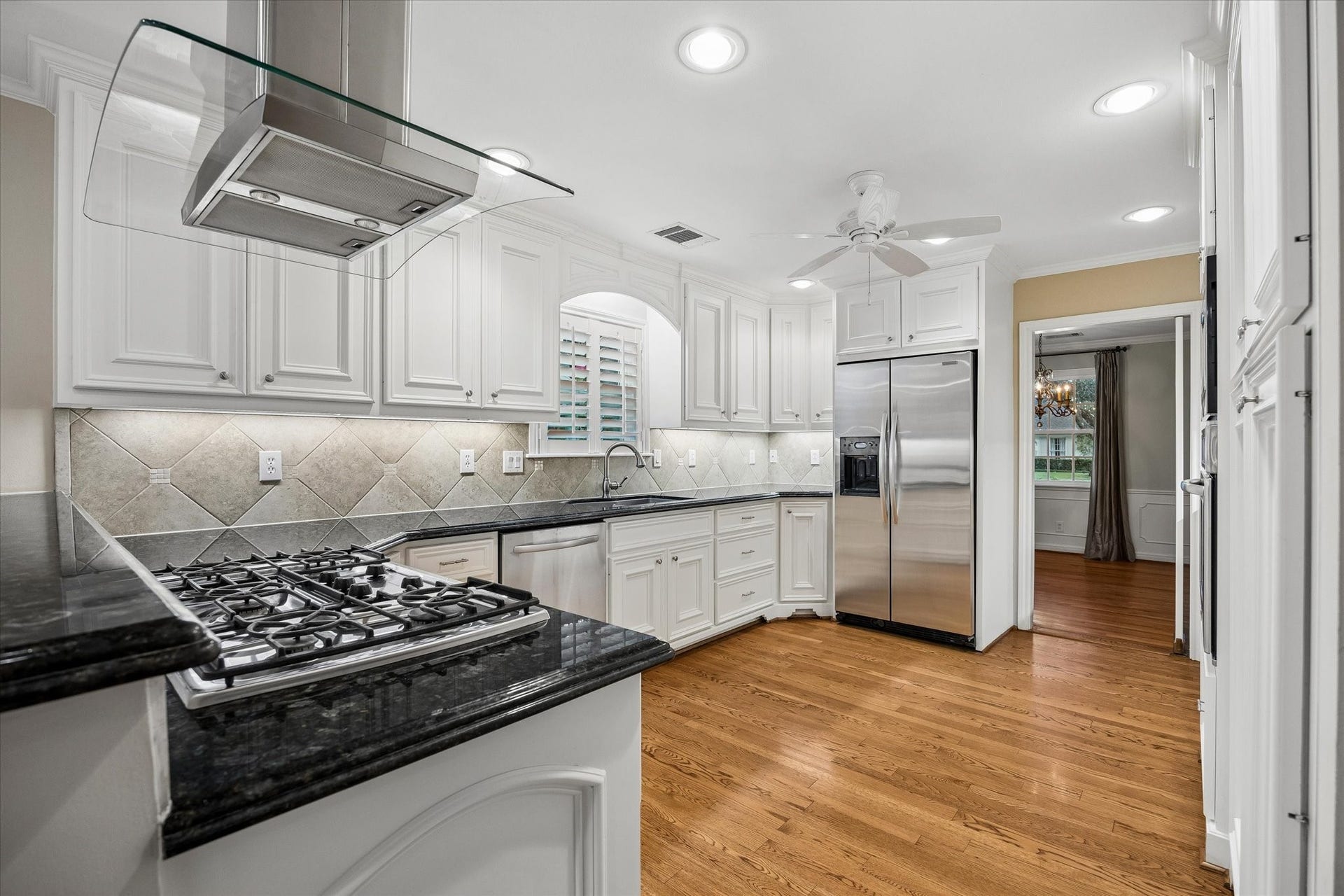 6235 Sugar Hill Drive, Houston, TX 77057 6235 Sugar Hill Drive, Houston, TX 77057