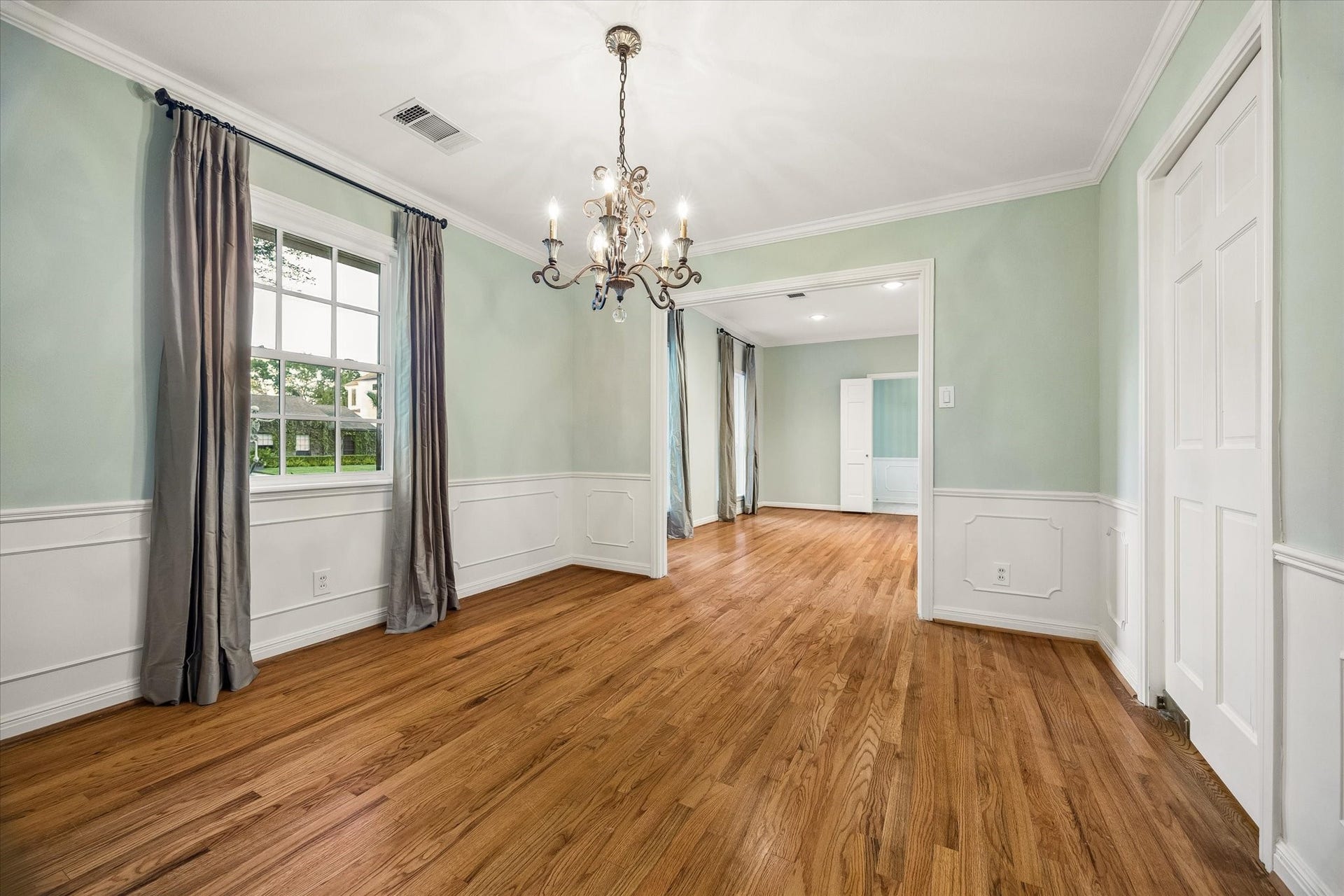 6235 Sugar Hill Drive, Houston, TX 77057 6235 Sugar Hill Drive, Houston, TX 77057
