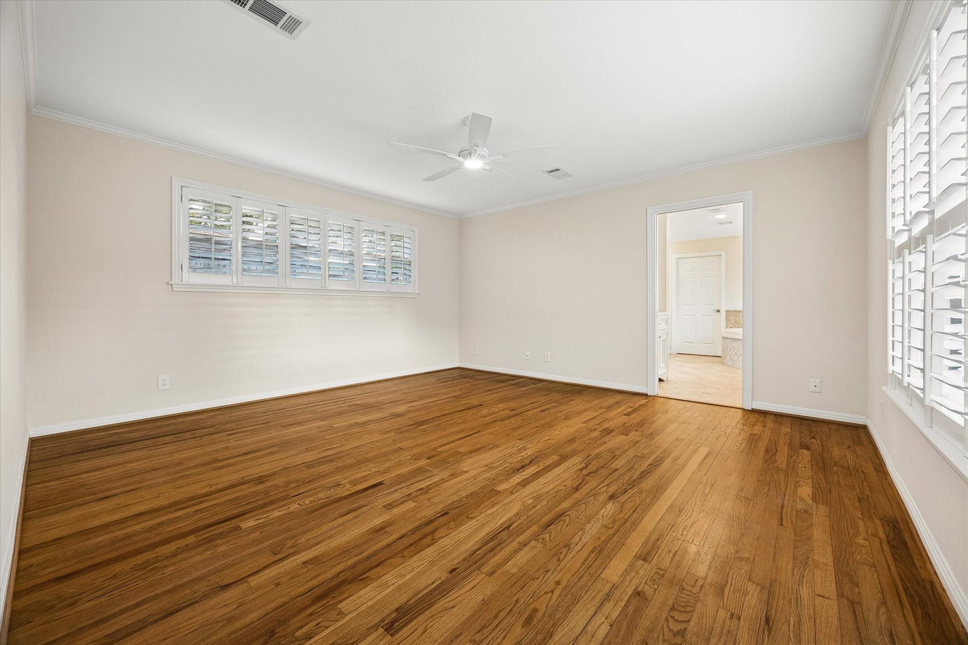 6235 Sugar Hill Drive, Houston, TX 77057 6235 Sugar Hill Drive, Houston, TX 77057