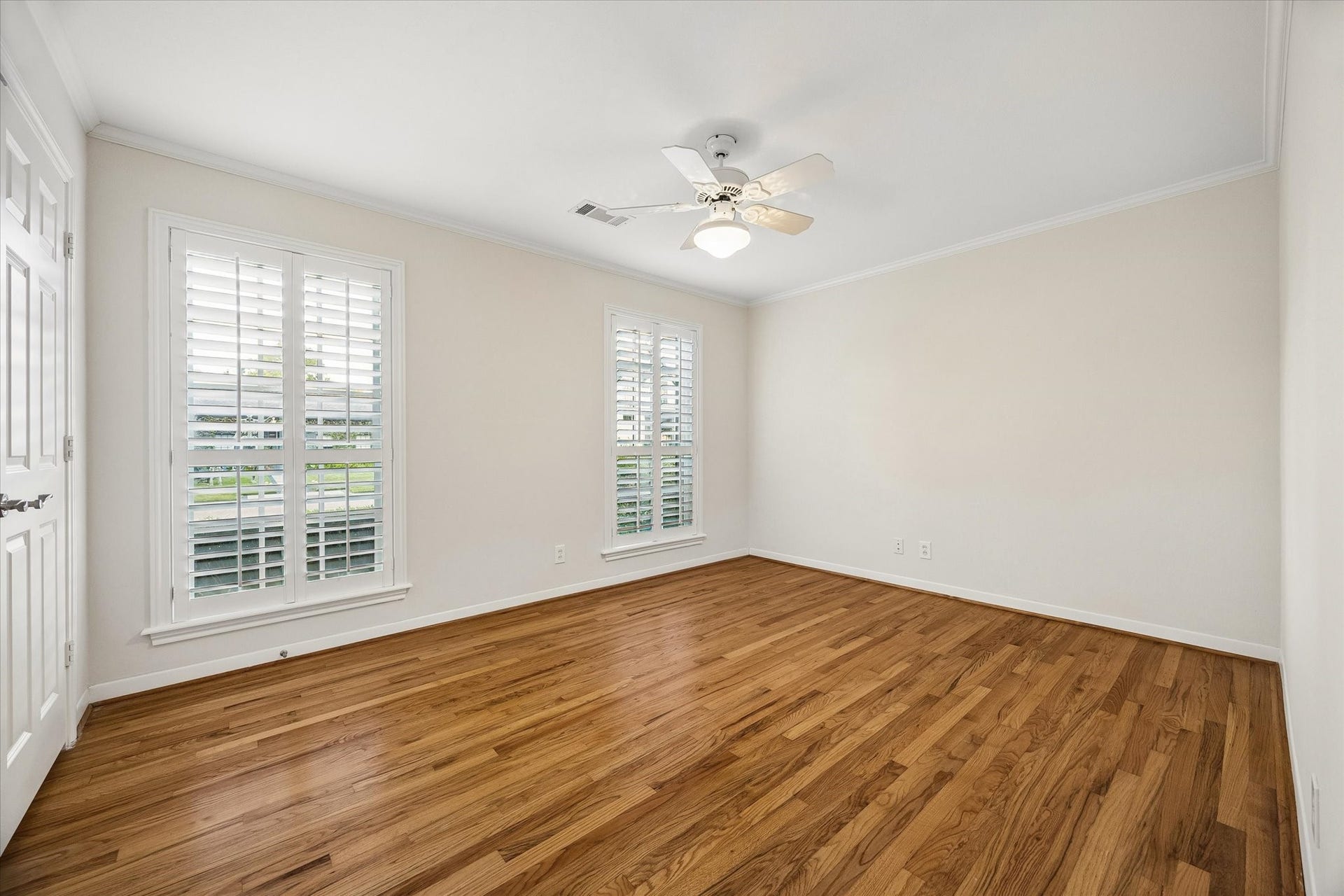 6235 Sugar Hill Drive, Houston, TX 77057 6235 Sugar Hill Drive, Houston, TX 77057