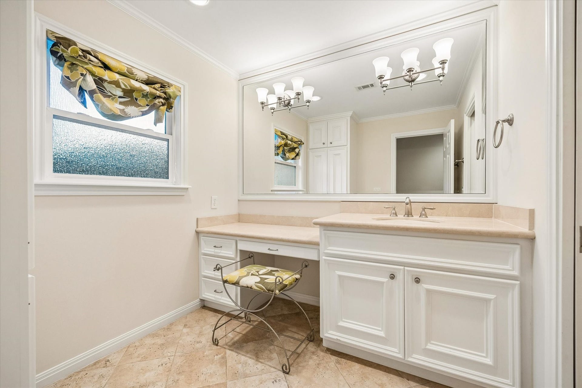 6235 Sugar Hill Drive, Houston, TX 77057 6235 Sugar Hill Drive, Houston, TX 77057