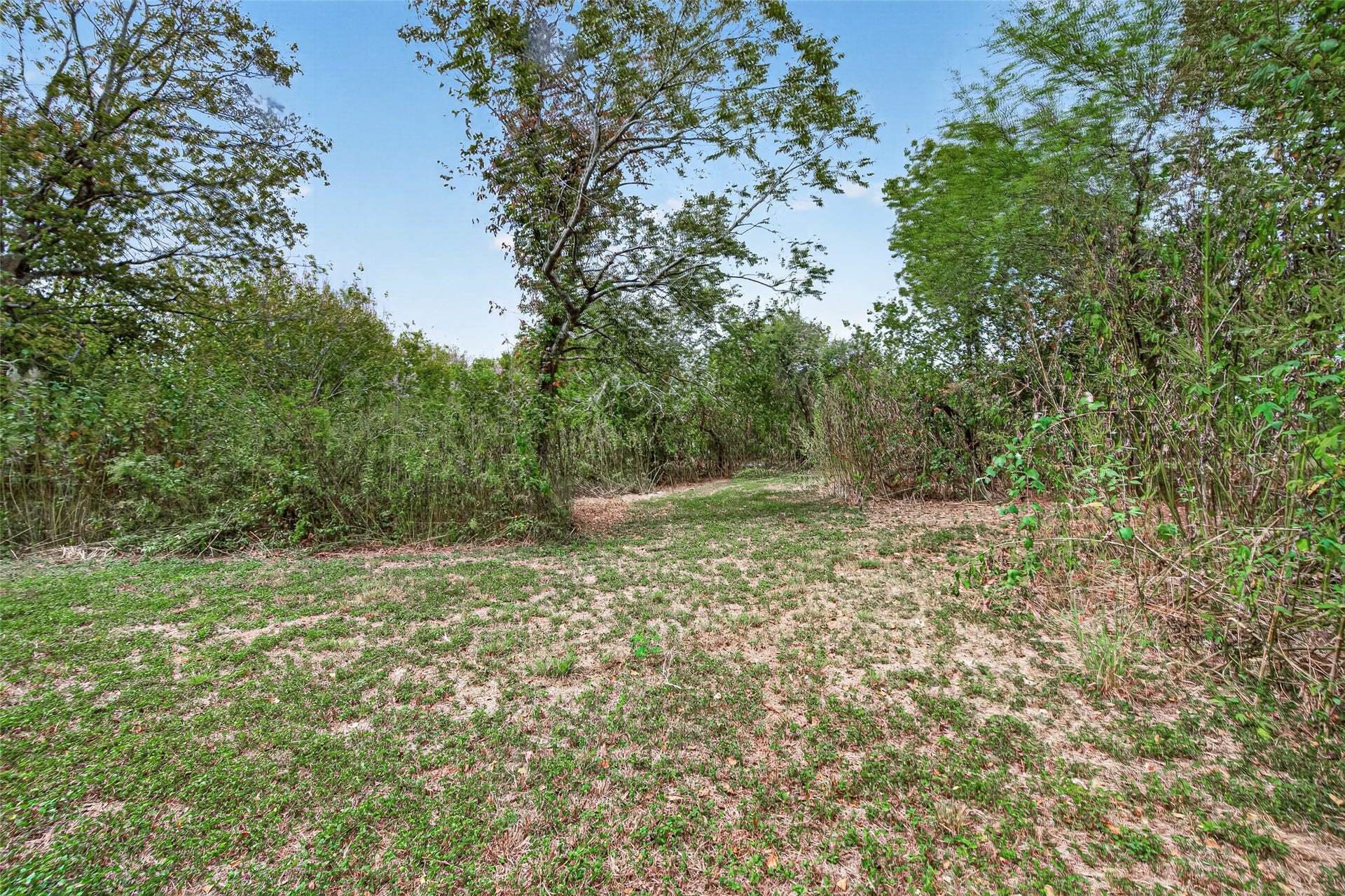 6823 Koeblen Road, Richmond, TX 77469 6823 Koeblen Road, Richmond, TX 77469