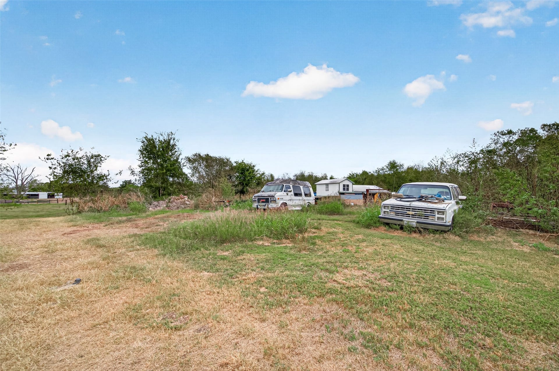 6823 Koeblen Road, Richmond, TX 77469 6823 Koeblen Road, Richmond, TX 77469