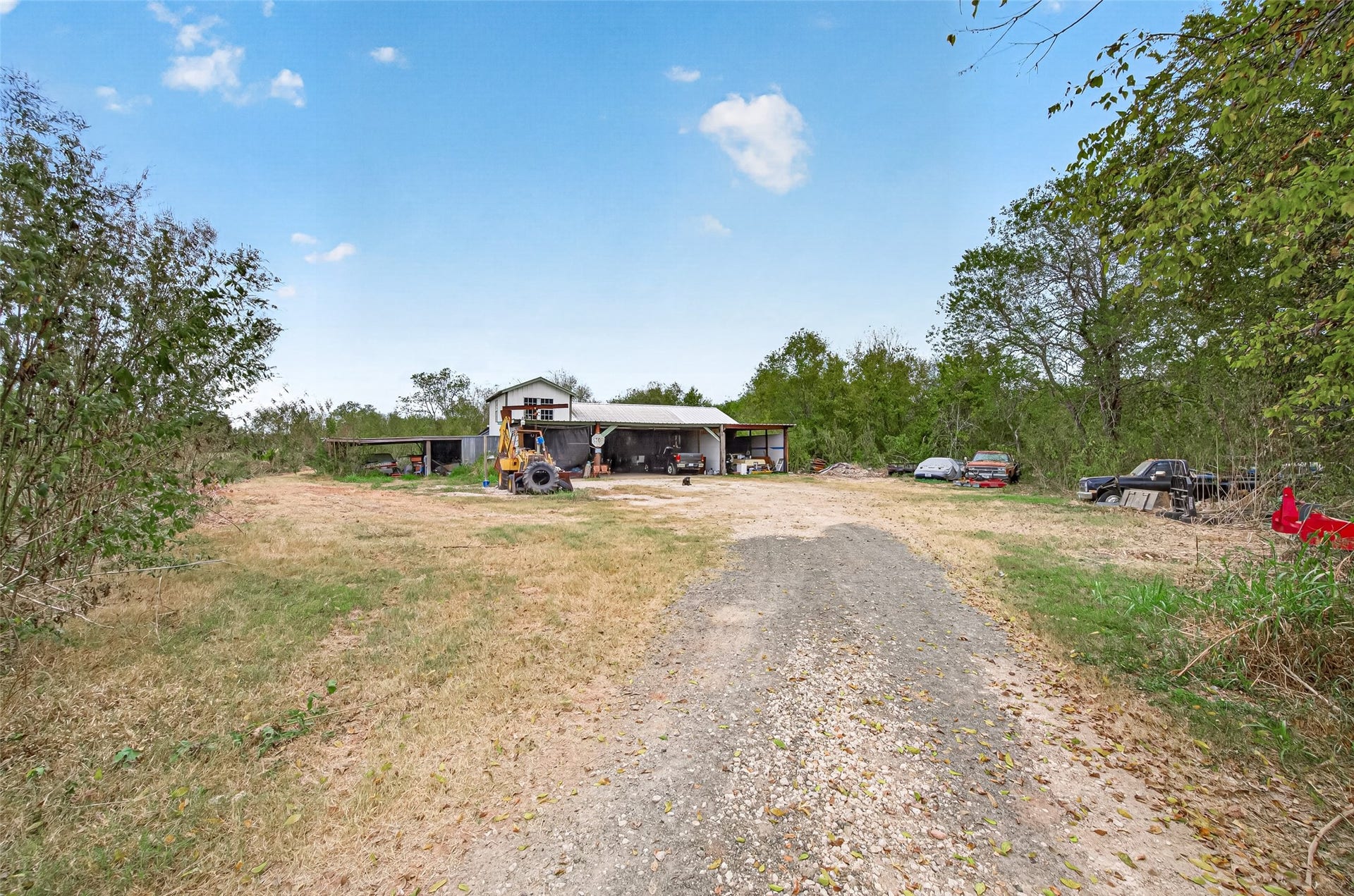 6823 Koeblen Road, Richmond, TX 77469 6823 Koeblen Road, Richmond, TX 77469
