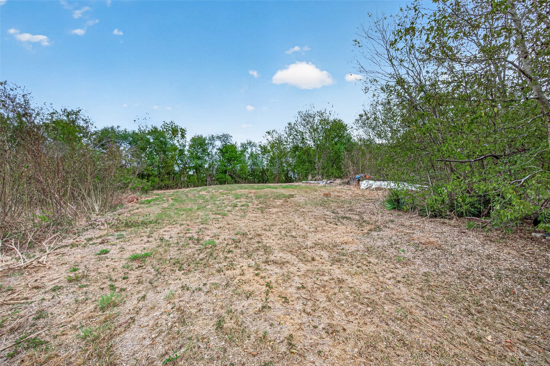6823 Koeblen Road, Richmond, TX 77469 6823 Koeblen Road, Richmond, TX 77469
