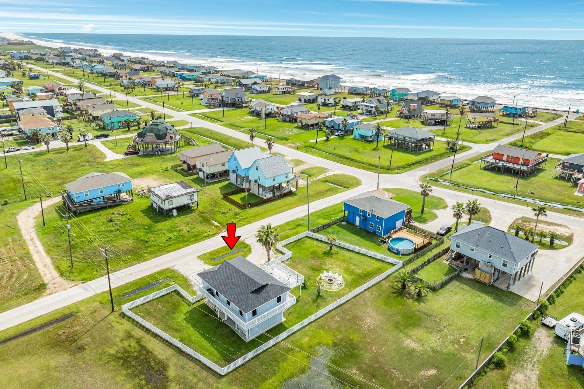 307 Angel Wing Street, Surfside Beach, TX 77541 Just one minute walk from your front door to the beautiful beaches of Surfside.
