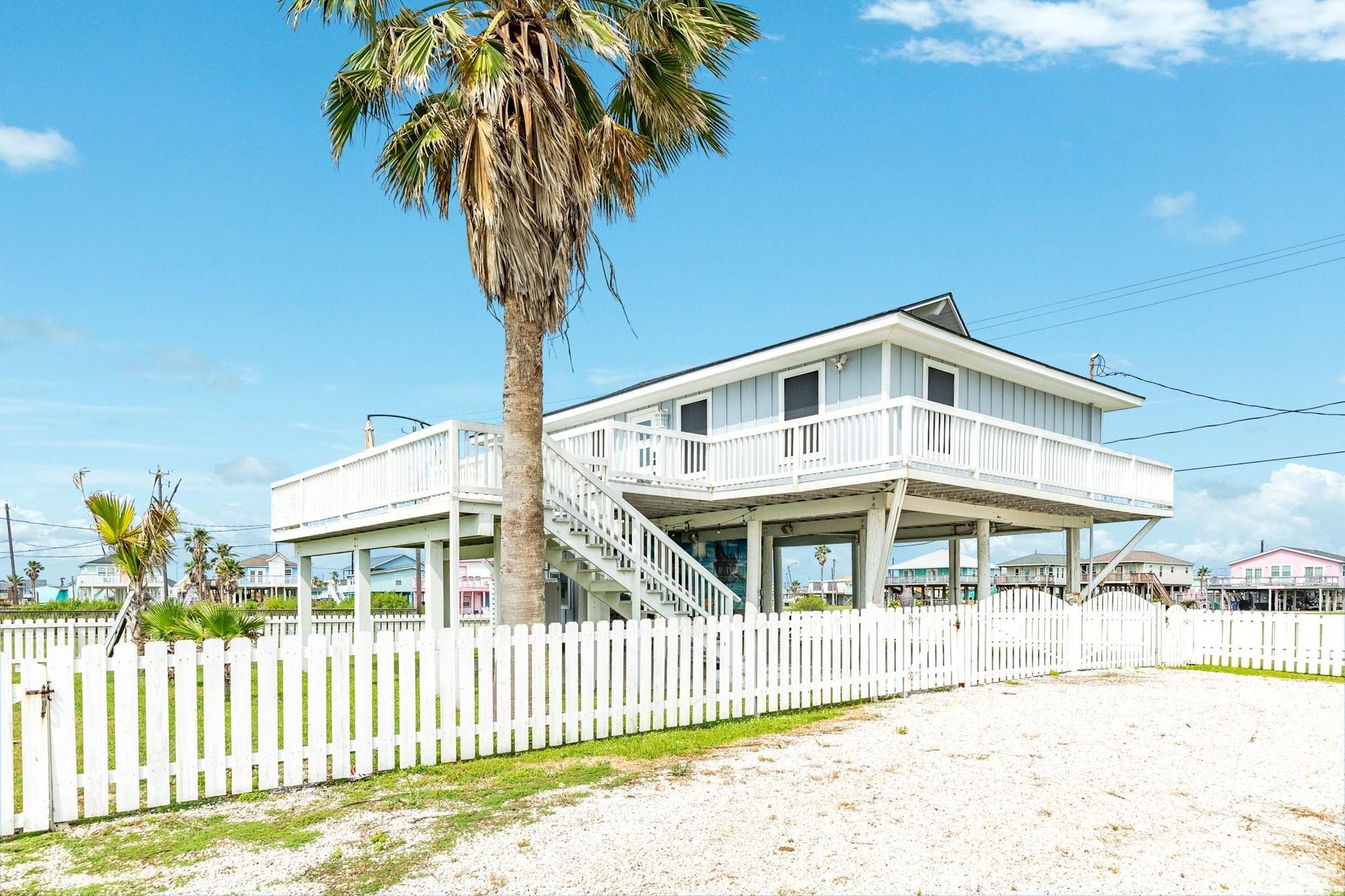 307 Angel Wing Street, Surfside Beach, TX 77541 Coastal charm from the minute you arrive!