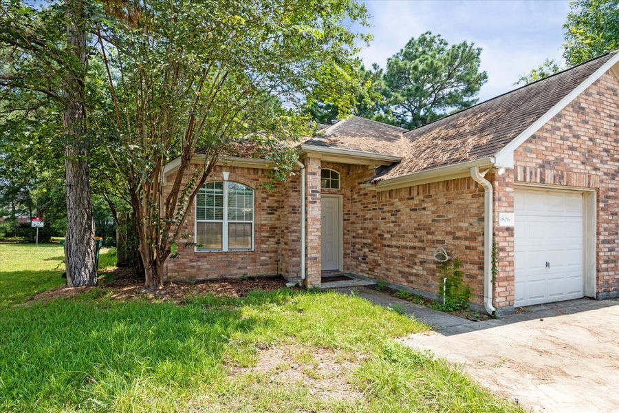 Property photo for 1806 Arbor Glen, Conroe, TX