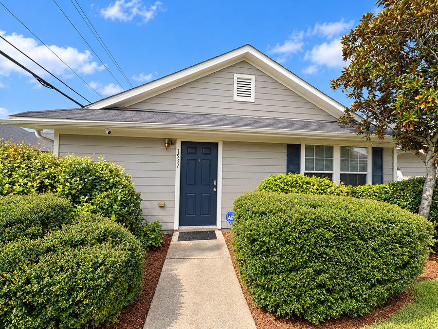 Property photo for 1537 Nichole Woods Drive, Houston, TX