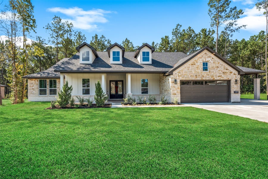 Property photo for 17710 Flagstone Way, Conroe, TX